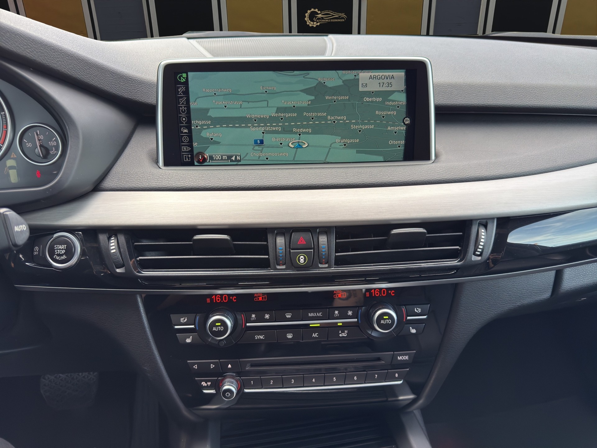 BMW X5 xDrive 40d M Paket Steptronic-image-14