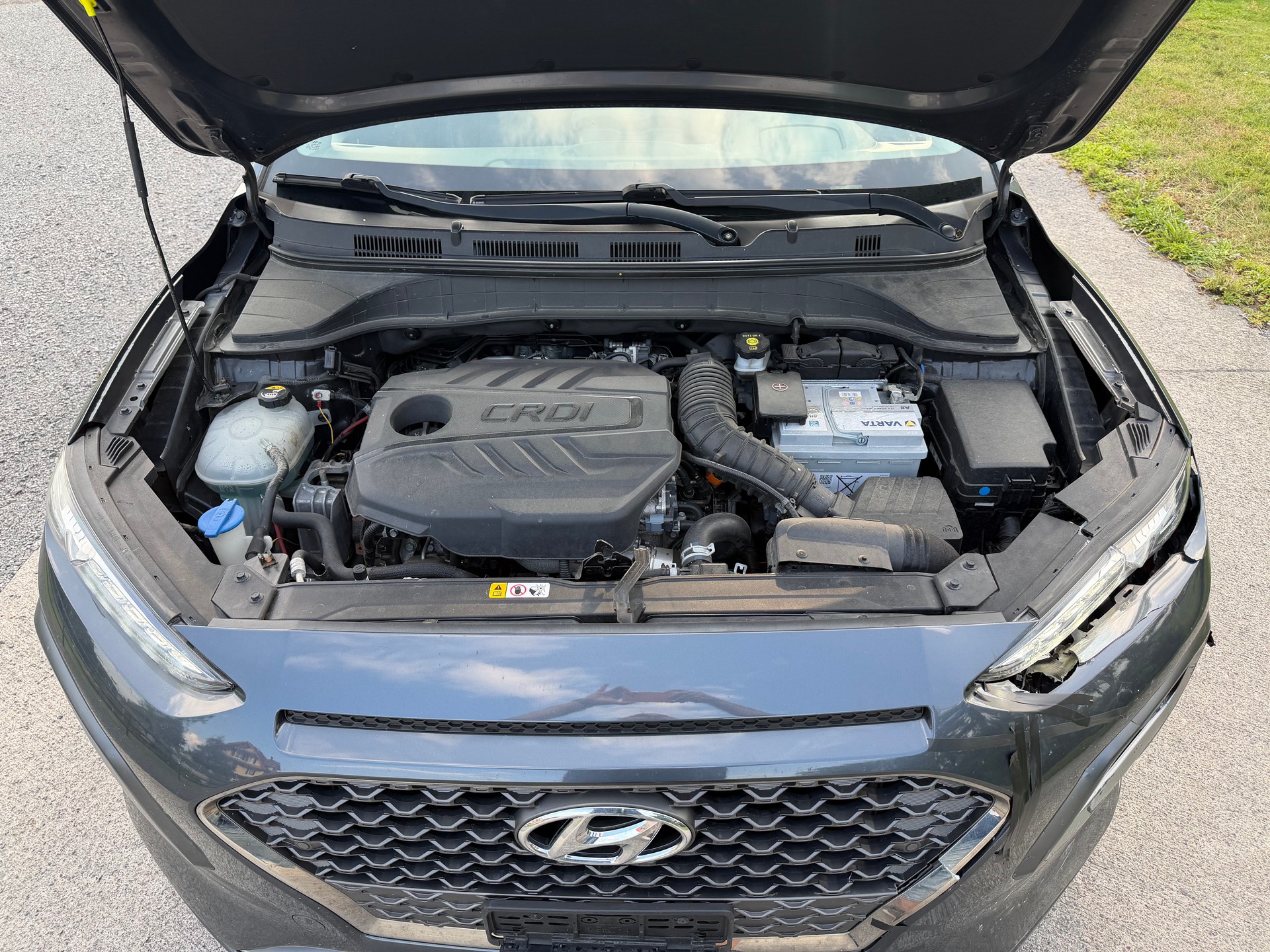 HYUNDAI Kona 1.6 CRDI Amplia 4WD DCT-image-4