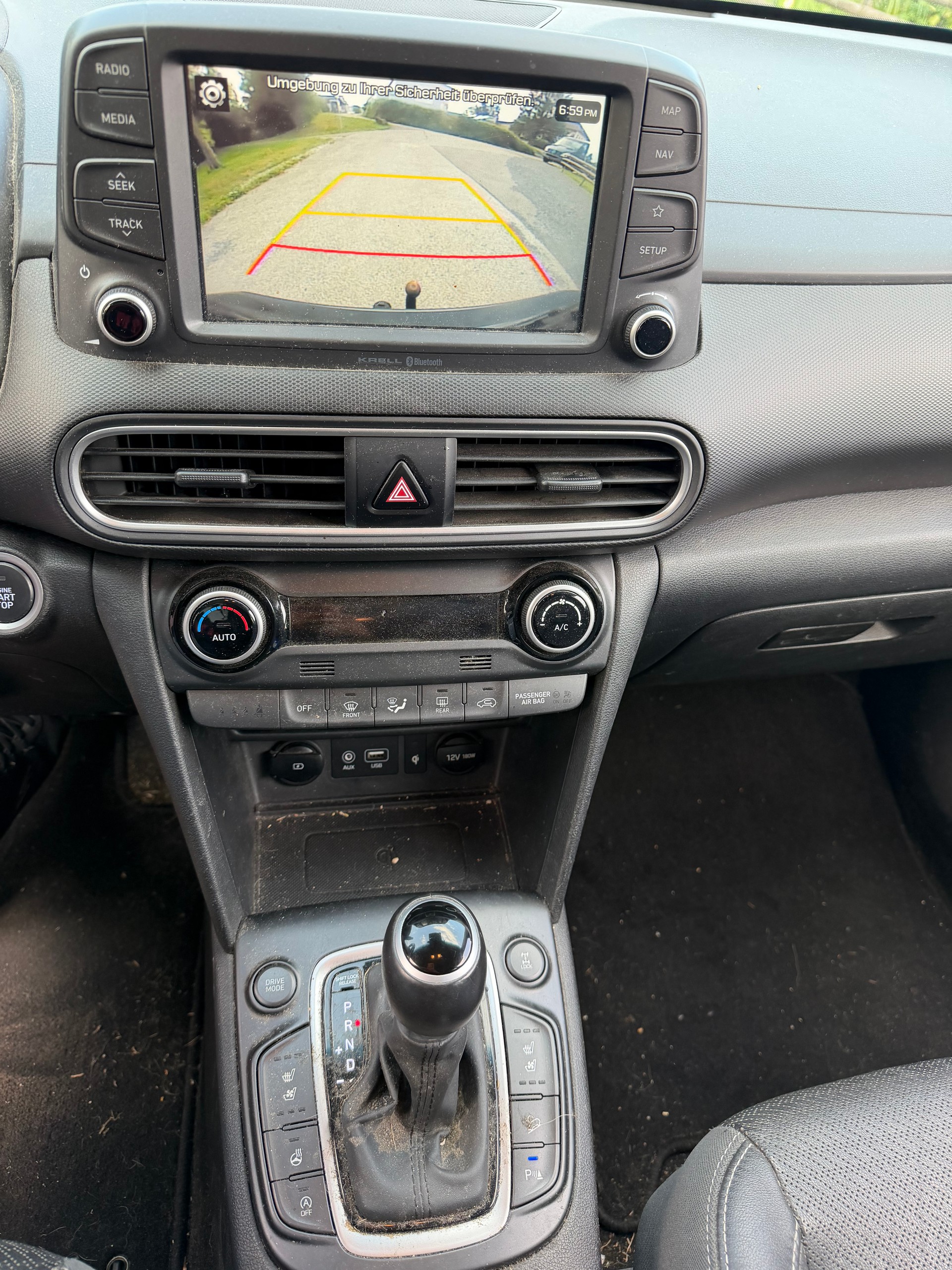 HYUNDAI Kona 1.6 CRDI Amplia 4WD DCT-image-11