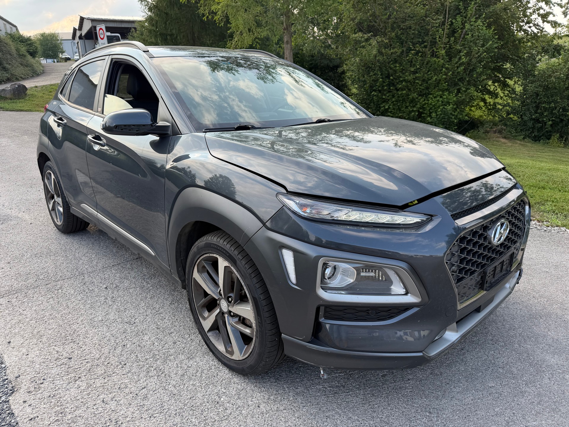 HYUNDAI Kona 1.6 CRDI Amplia 4WD DCT-image-0