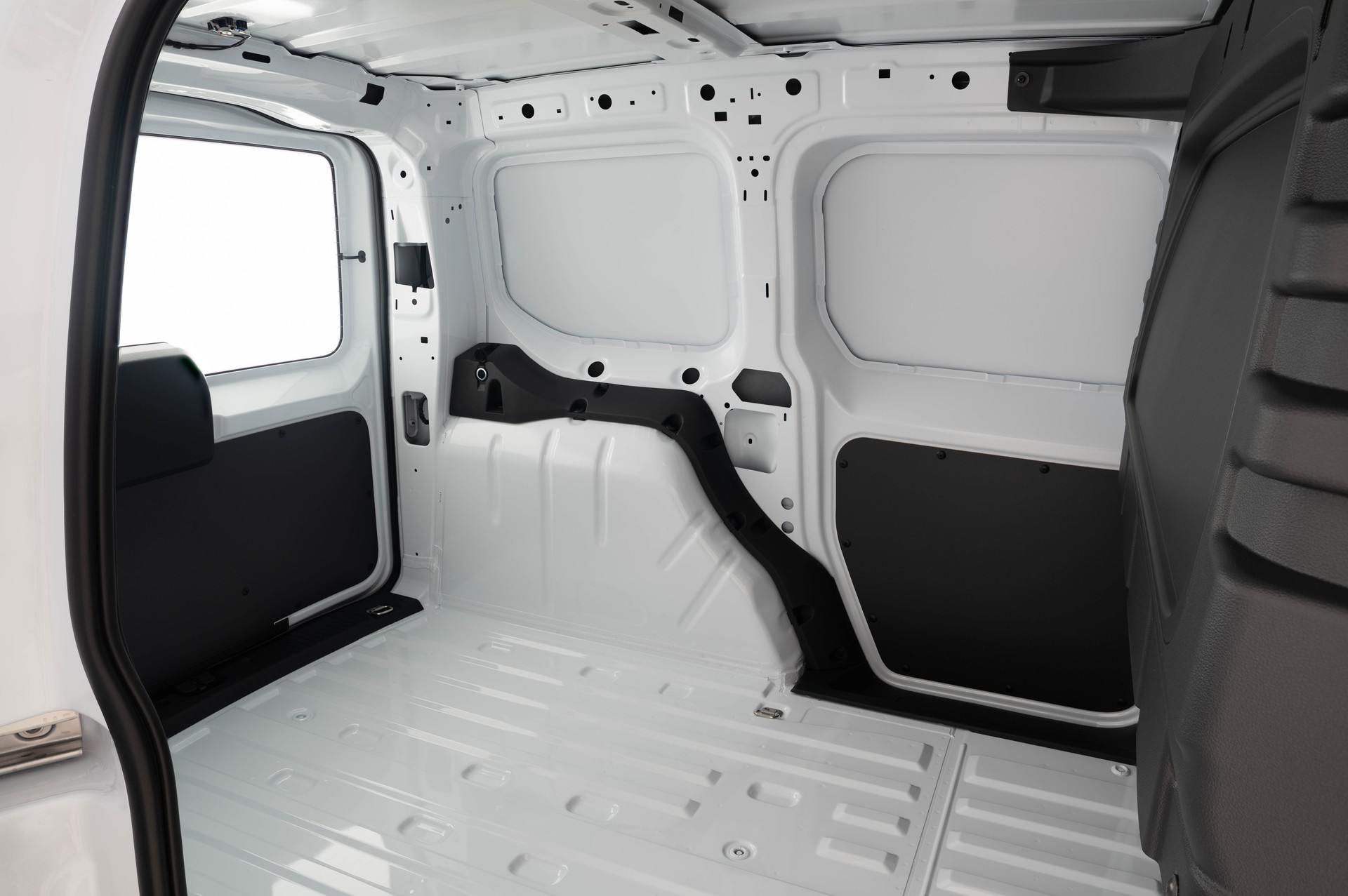 FORD Grand Transit Connect Kaw. 2.0 EcoBlue 122PS Trend 4x4-image-27