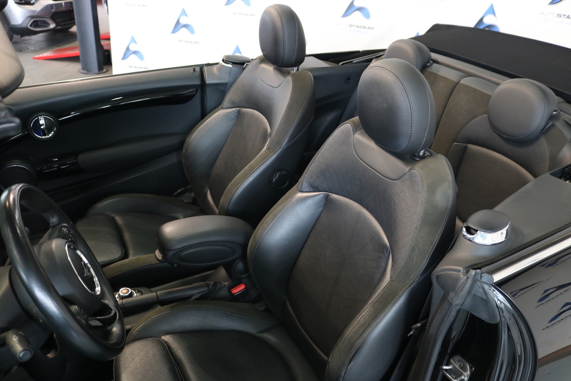 MINI Cooper S Cabriolet DKG-image-3