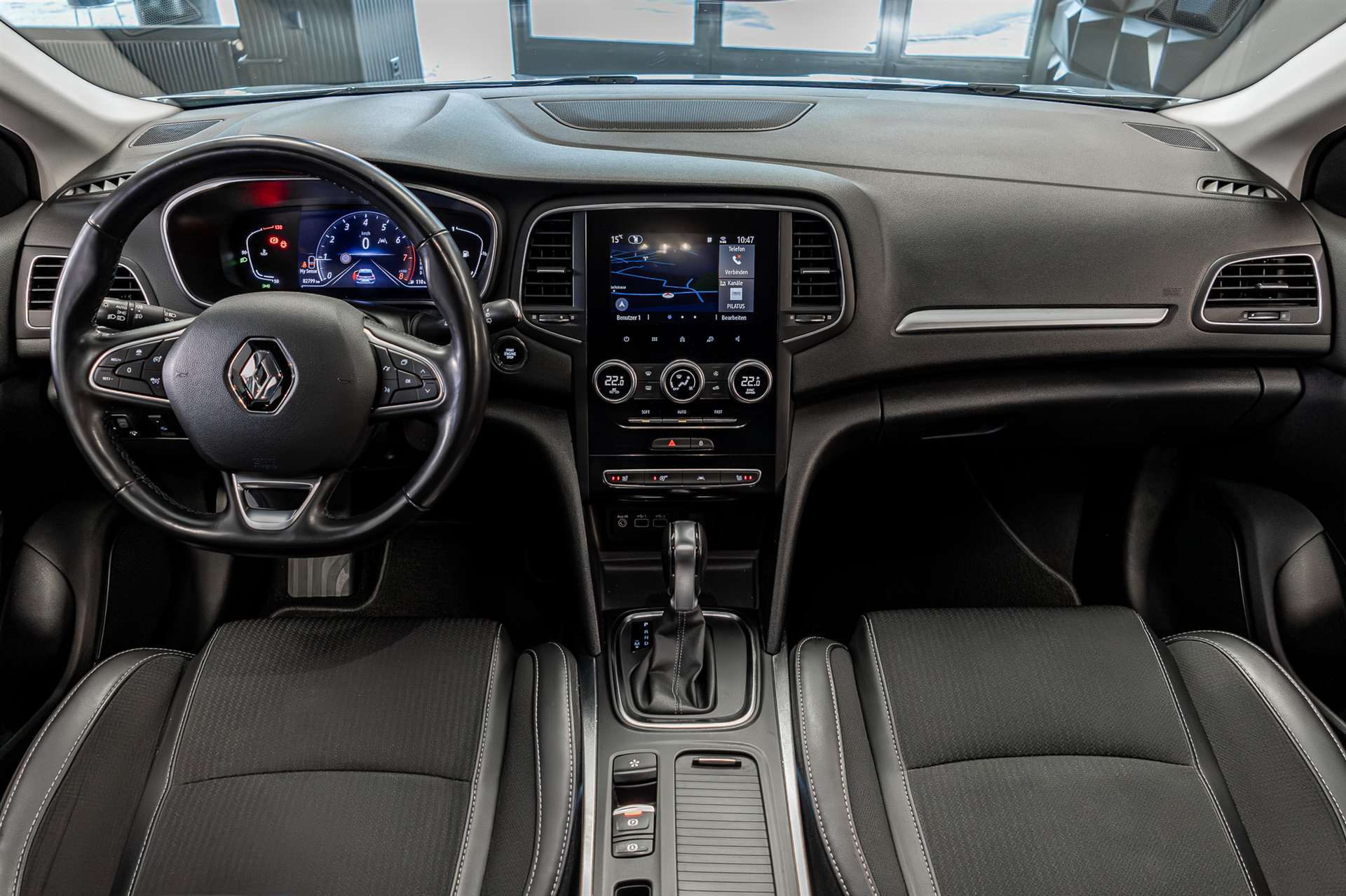 RENAULT Mégane Grandtour 1.3 16V Intens EDC-image-5