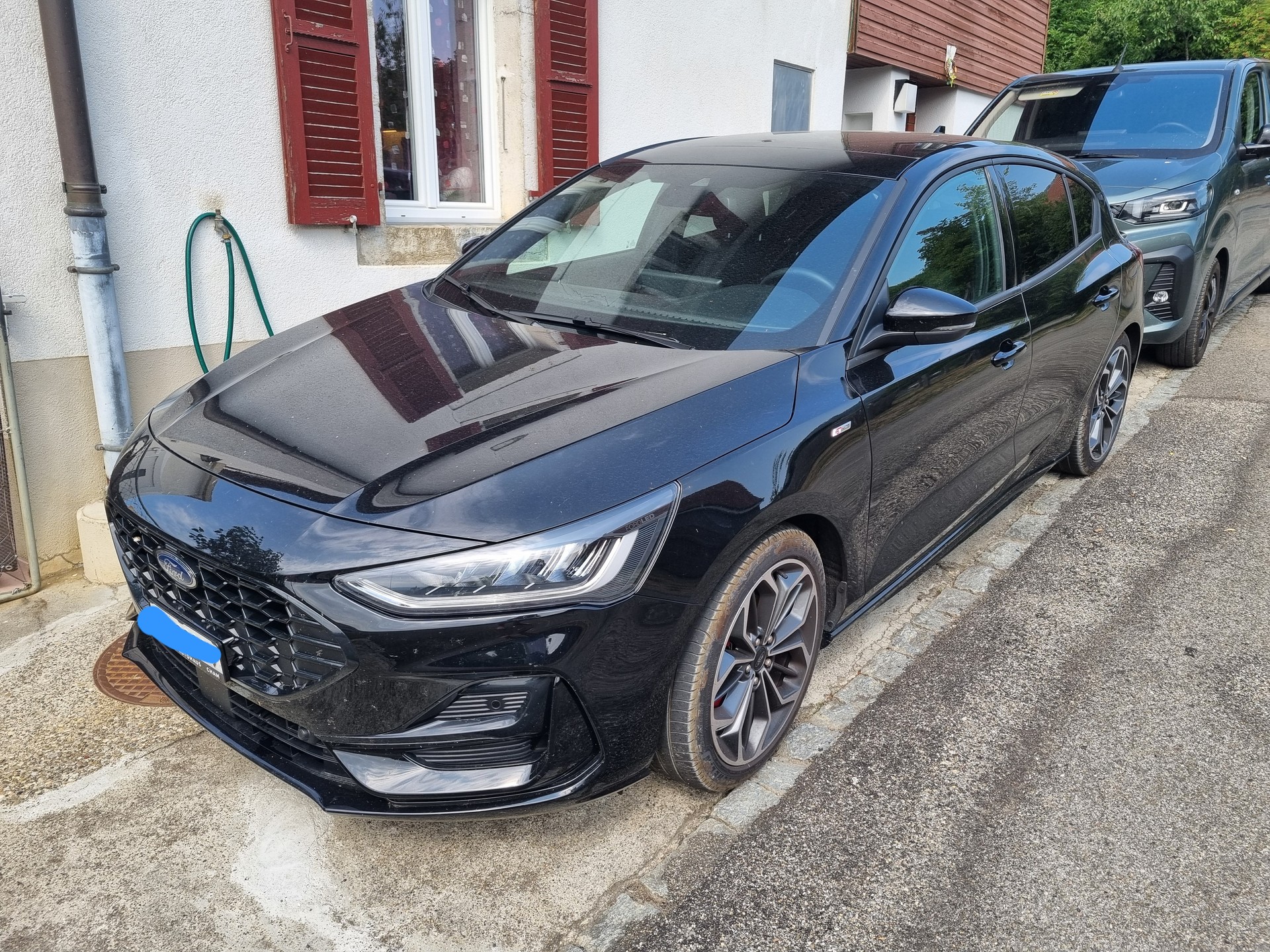 FORD 1.0i EcoB Hybrid 155 ST-Line X-image-2