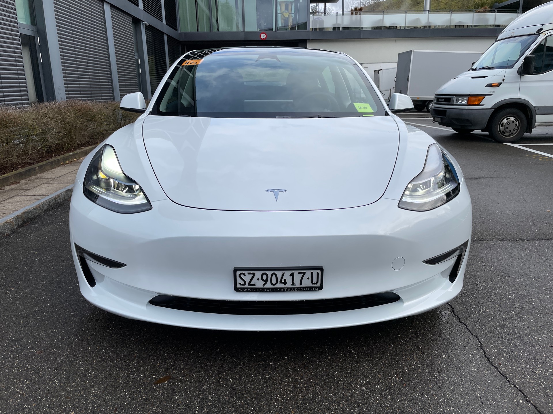 TESLA Model 3 Dual Motor Performance AWD-image-1