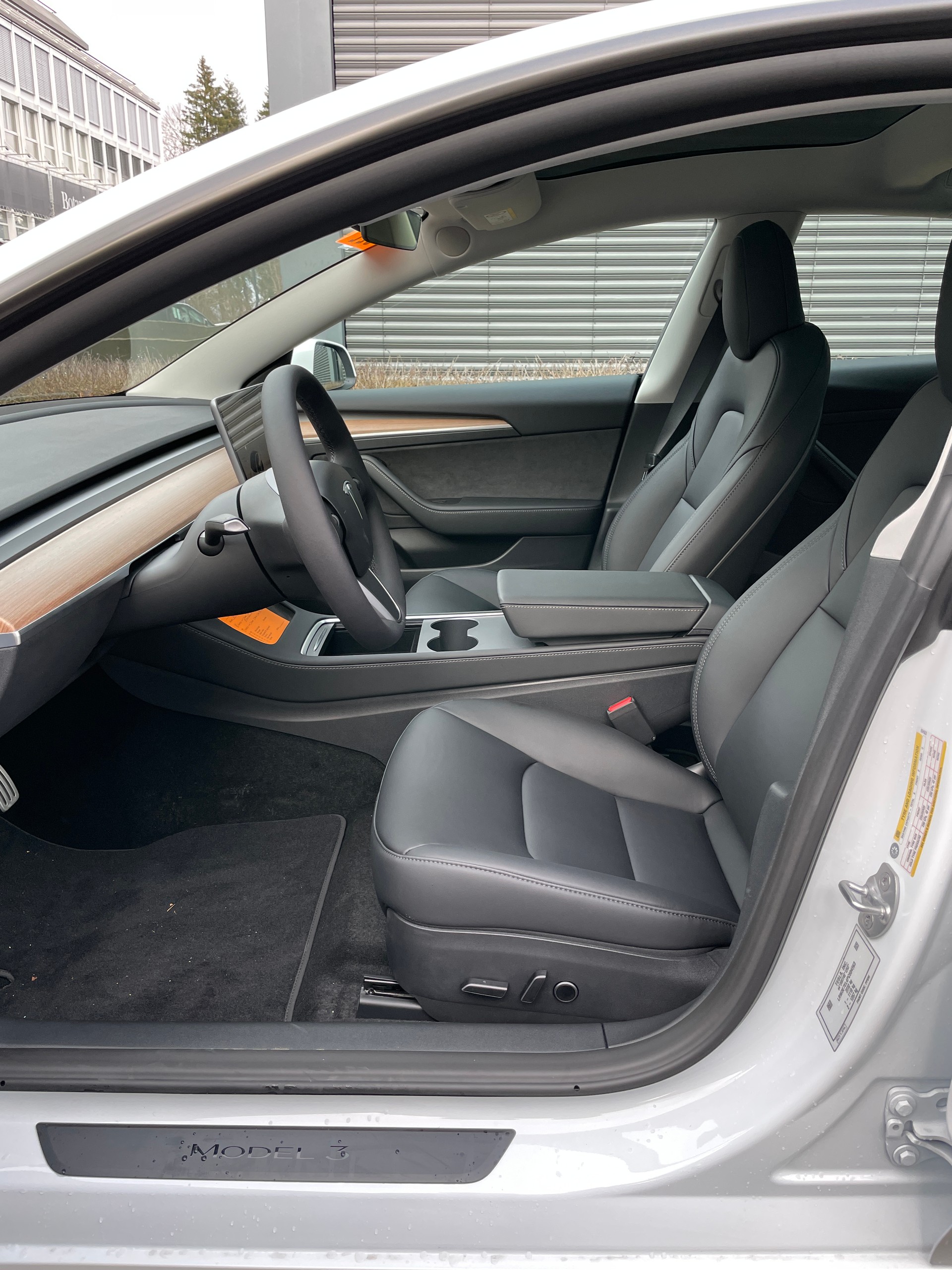 TESLA Model 3 Dual Motor Performance AWD-image-11