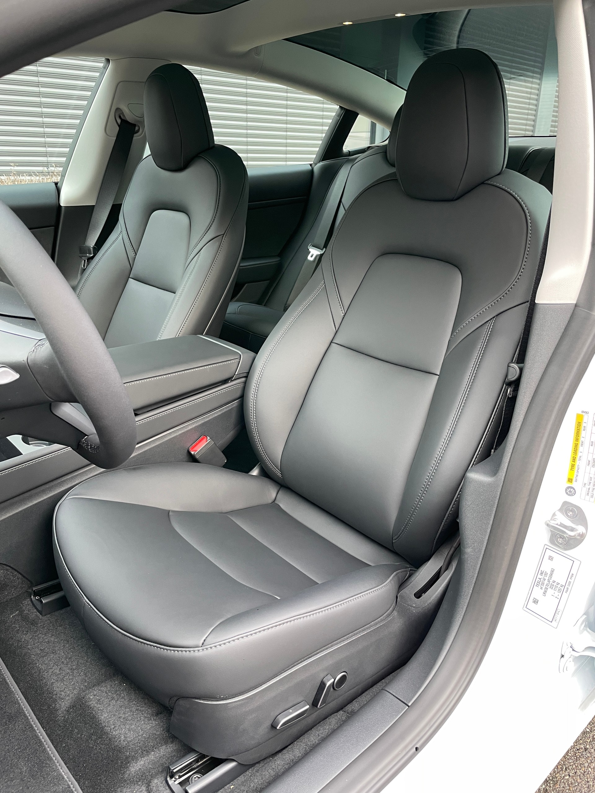 TESLA Model 3 Dual Motor Performance AWD-image-12
