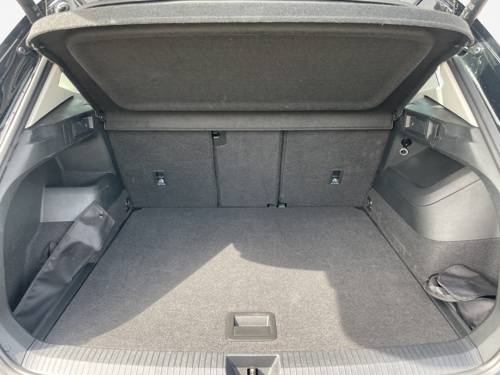 VW Tiguan 2.0 TSI DSG Life 4Motion-image-12