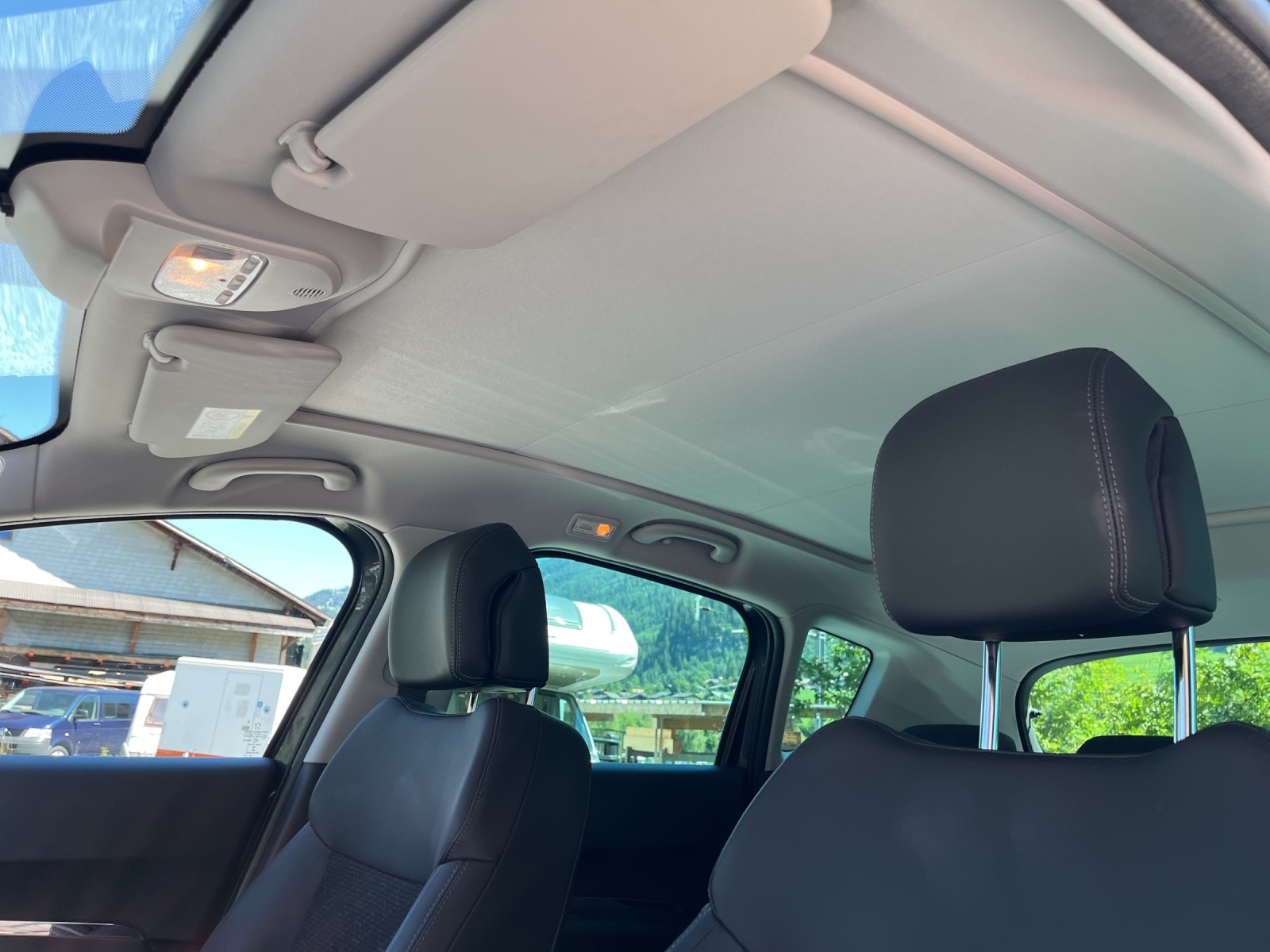 PEUGEOT 3008 HYbrid4 2.0 HDI ETG6-image-14