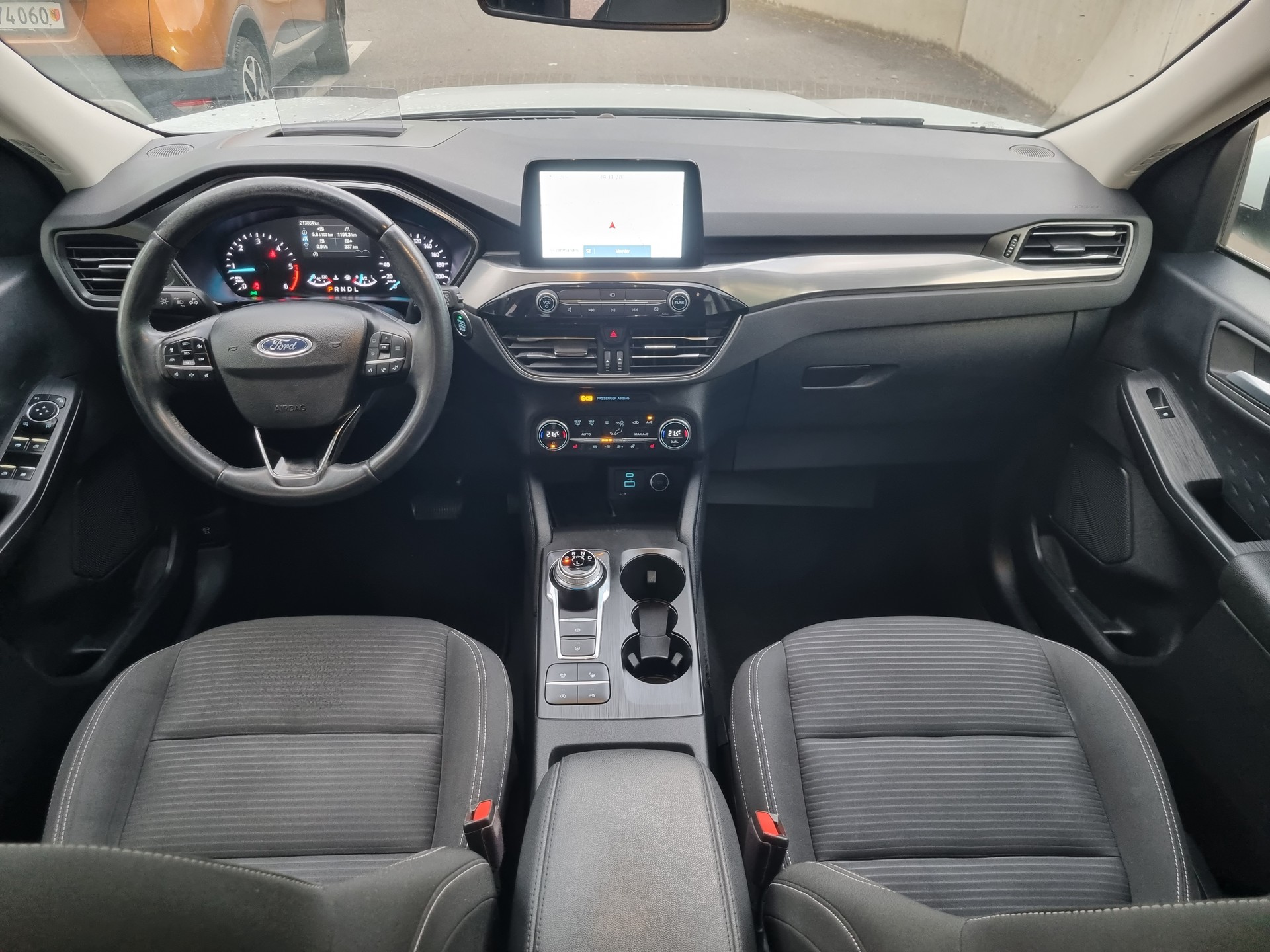 FORD Kuga 2.0 TDCi EcoBlue Titanium X 4WD-image-8