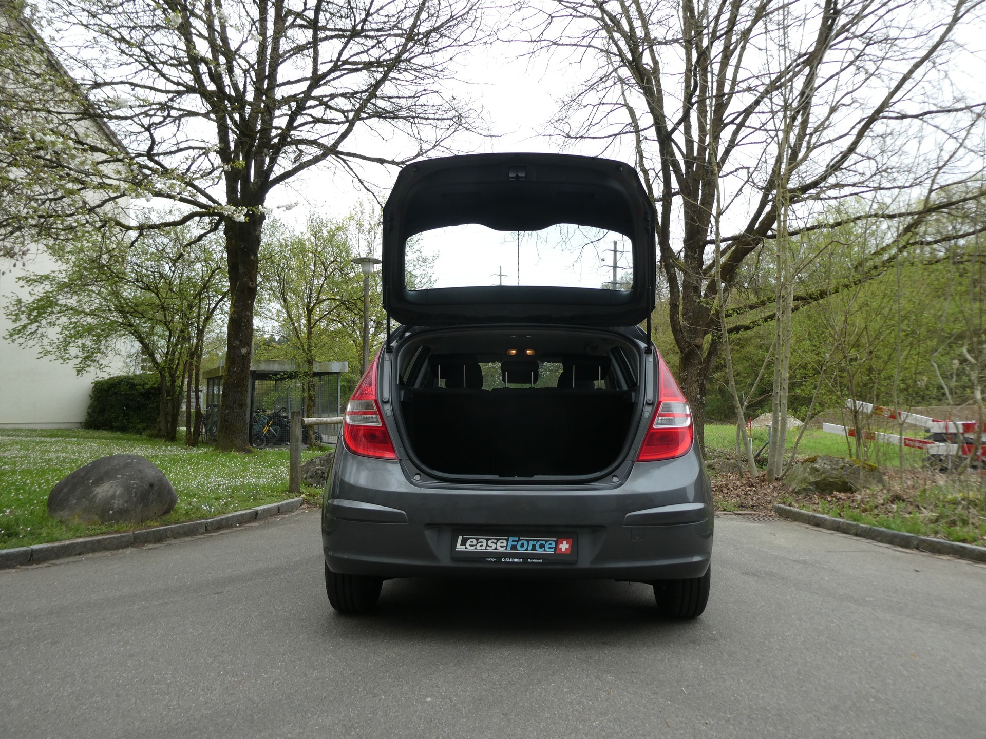 HYUNDAI i30 1.6 Style-image-8