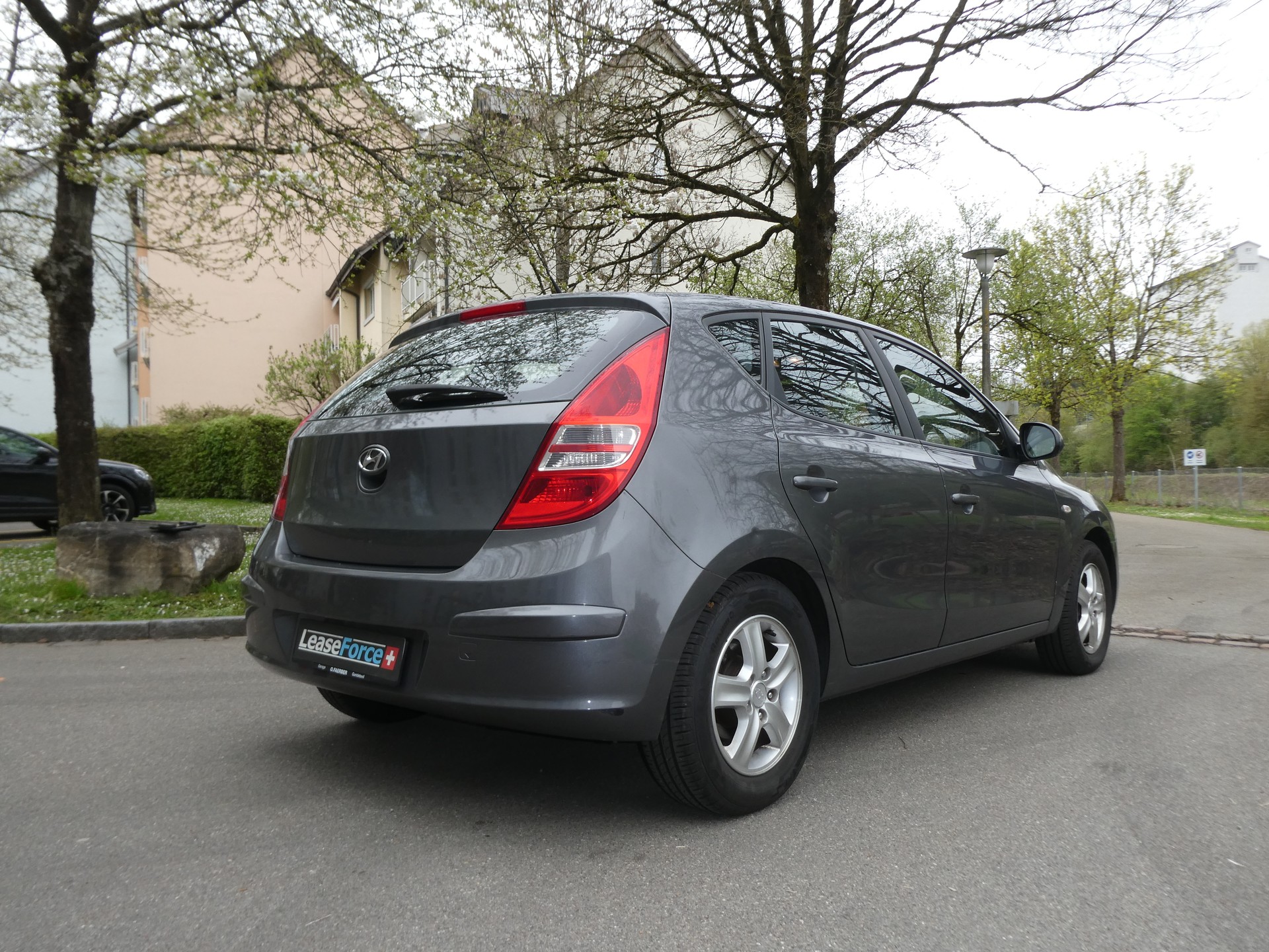 HYUNDAI i30 1.6 Style-image-4