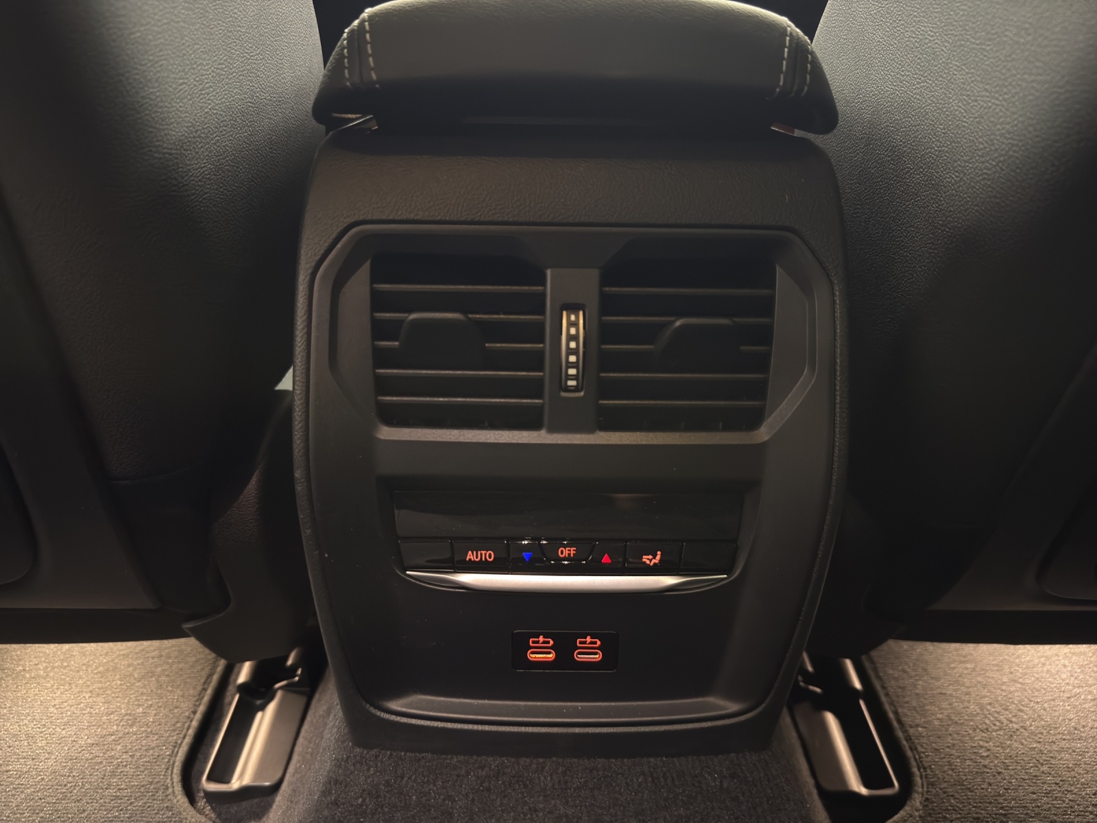 BMW i4 eDrive40 M SPORT-image-20