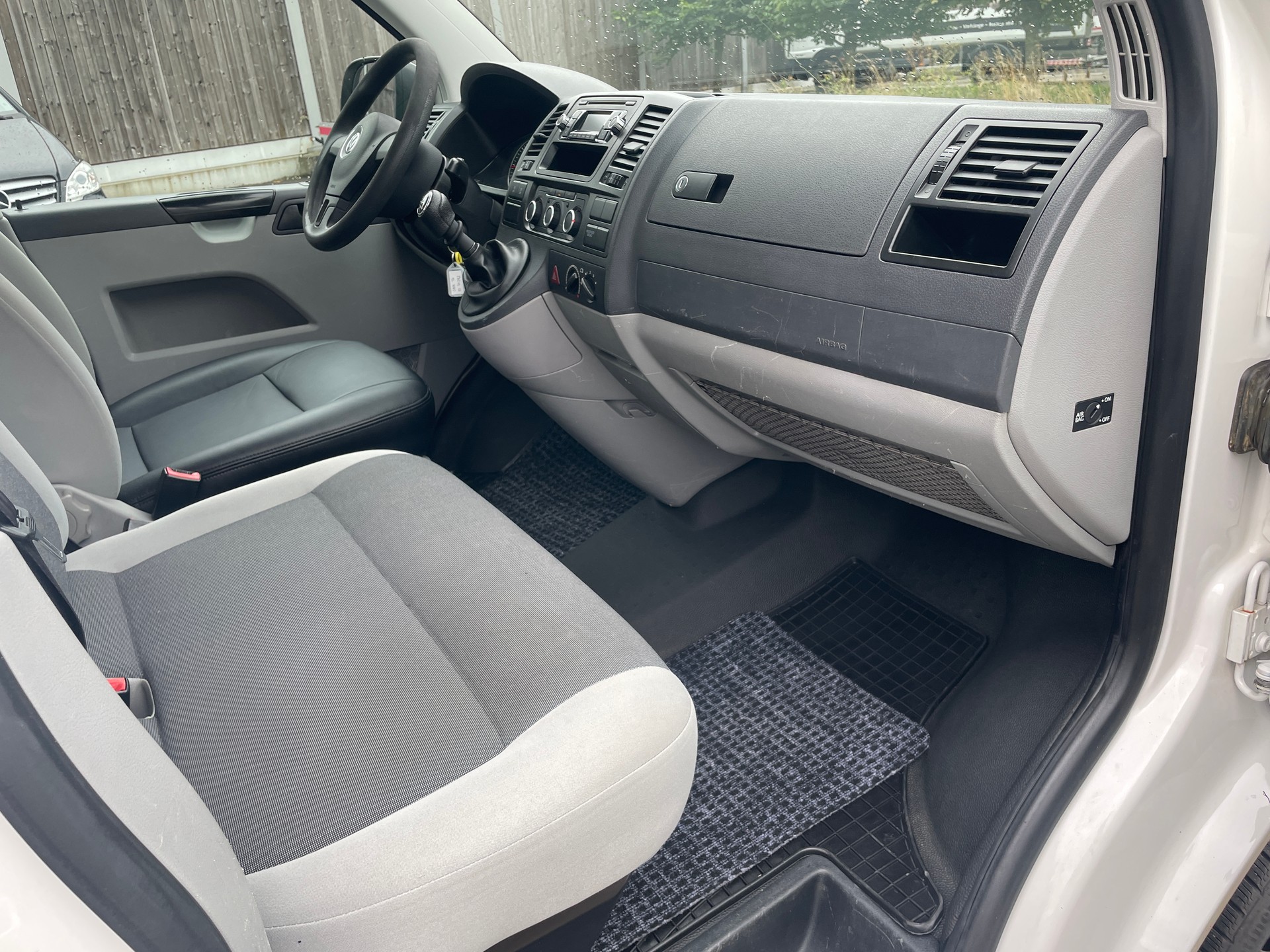 VW T5 2.0 TDI BMT 4Motion-image-18