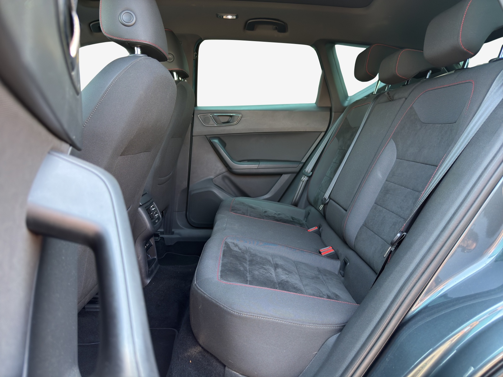 SEAT Ateca 2.0 TSI FR 4Drive DSG-image-11