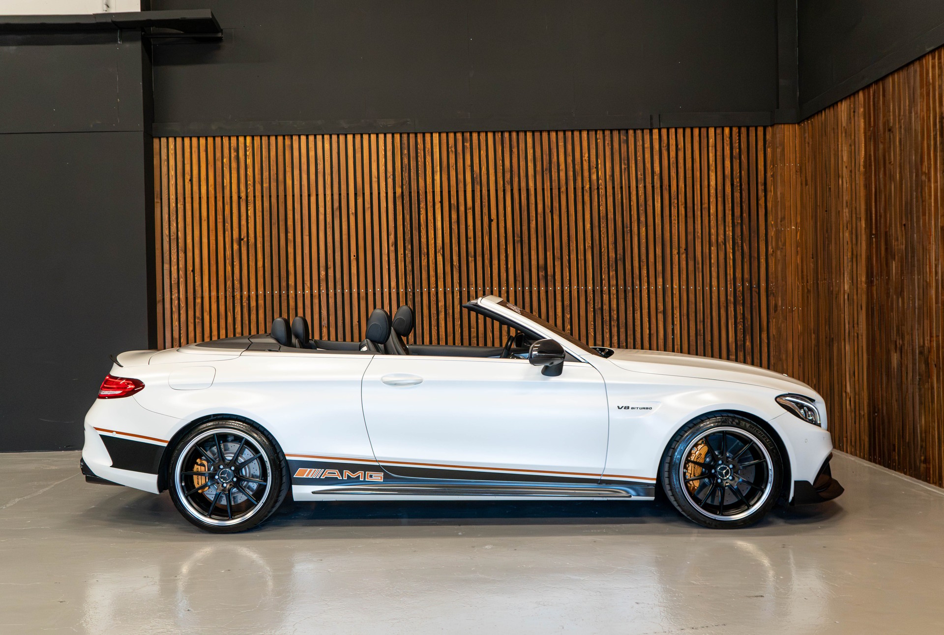 MERCEDES-BENZ C 63 S AMG Cabriolet-image-4