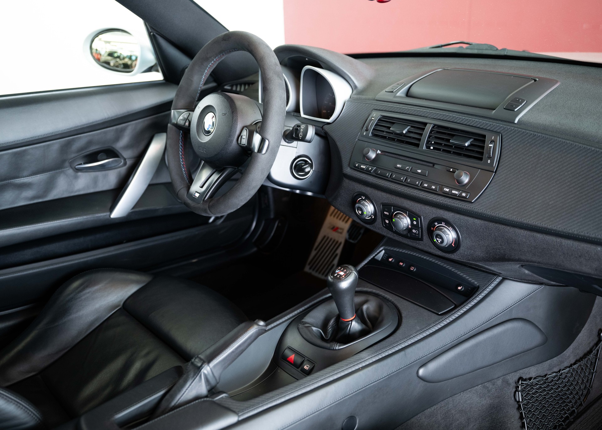 BMW Z4 M Coupé (Swiss car, 2nd hand, full service history BMW, fantastic condition)-image-16