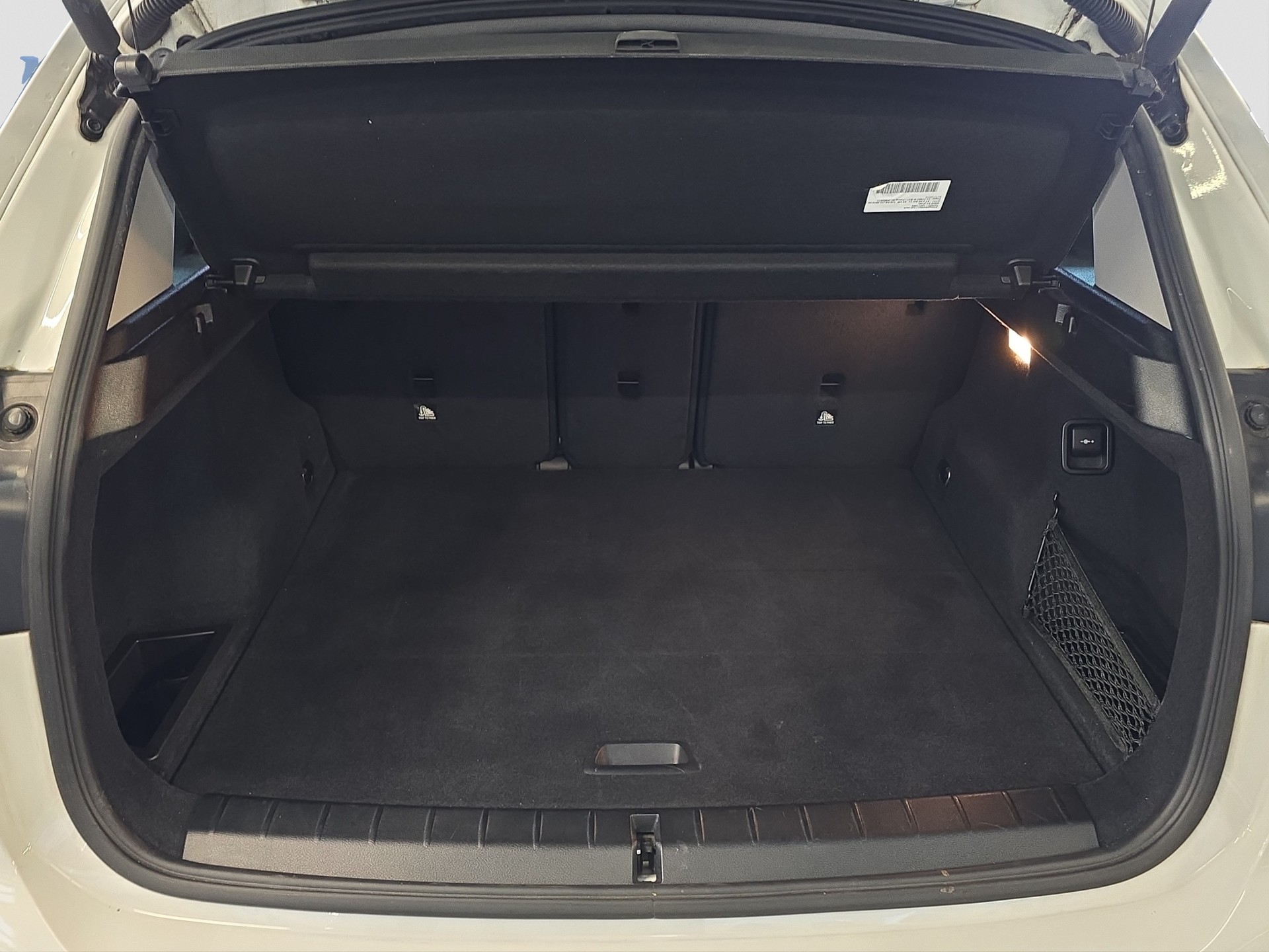 BMW X1 xDrive 18d Steptronic-image-8