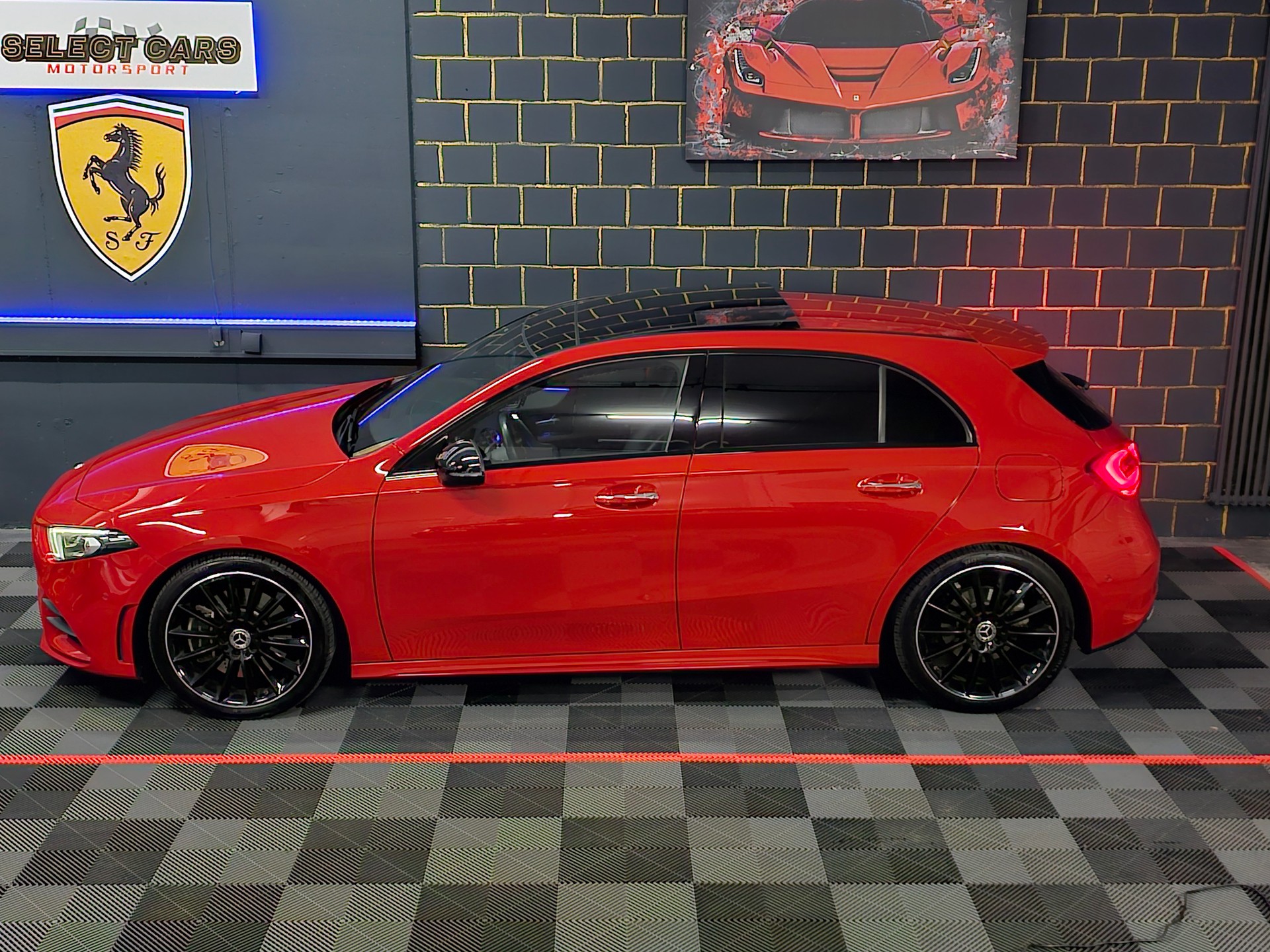 MERCEDES-BENZ A 250 4Matic AMG Line 4Matic 7G-DCT-image-1