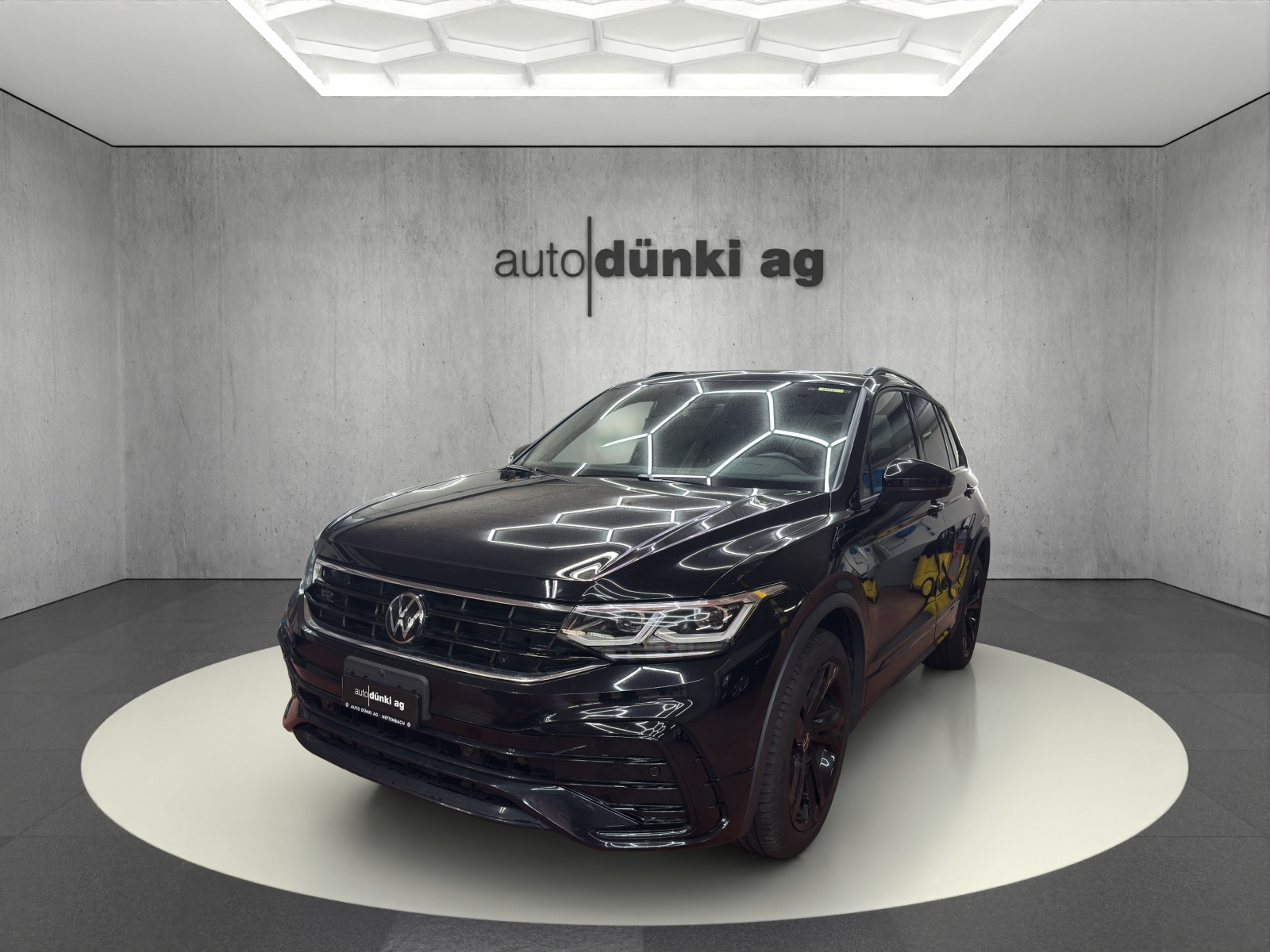VW Tiguan 1.4TSI PHEV R-Line DSG-image-0