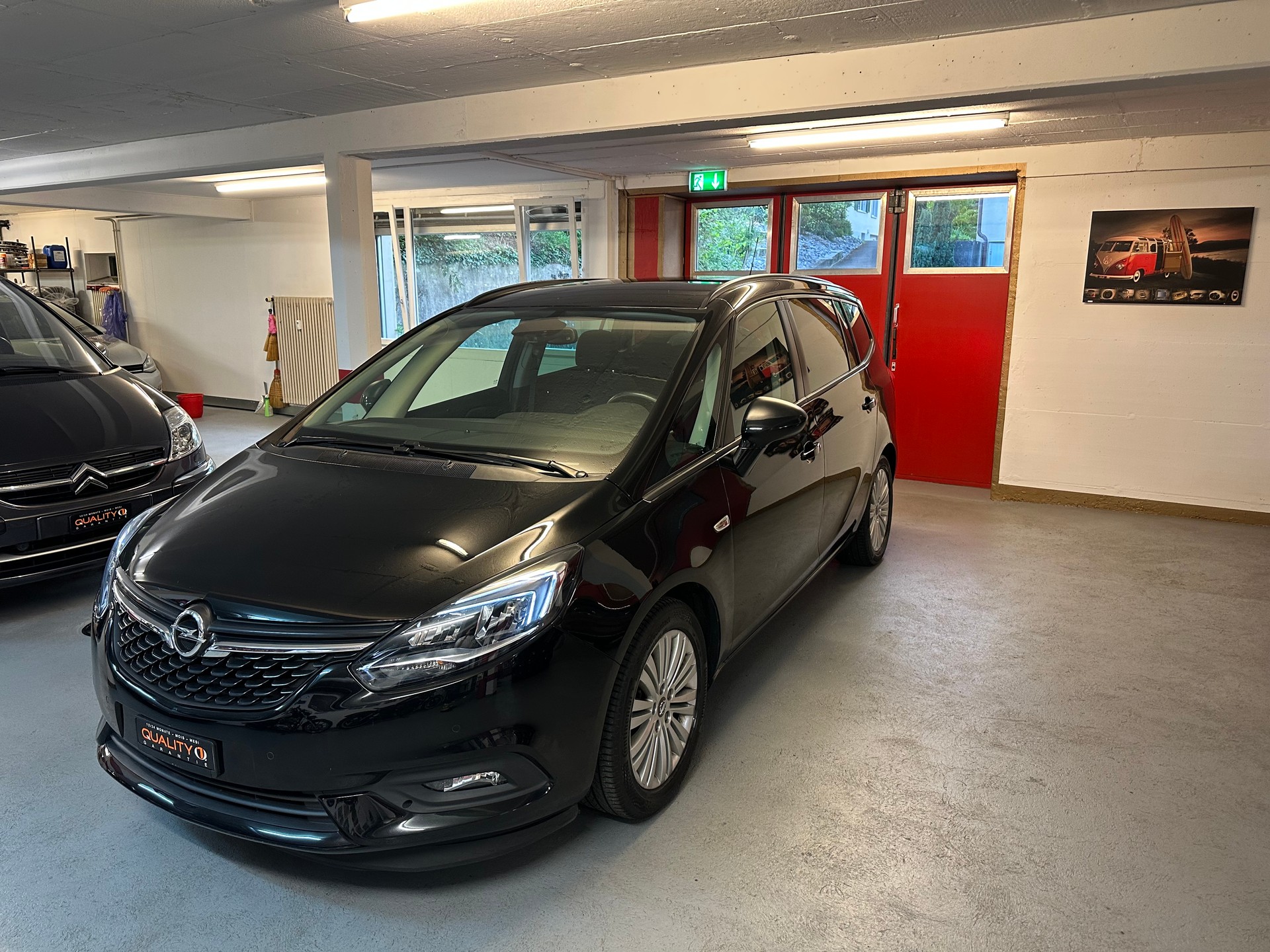OPEL Zafira 1.6i Turbo Enjoy Automatic-image-3