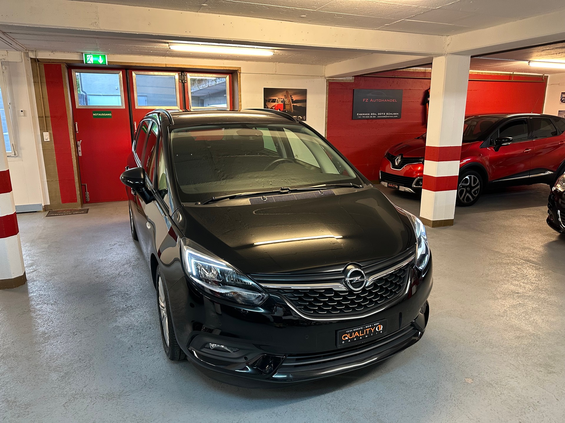 OPEL Zafira 1.6i Turbo Enjoy Automatic-image-2