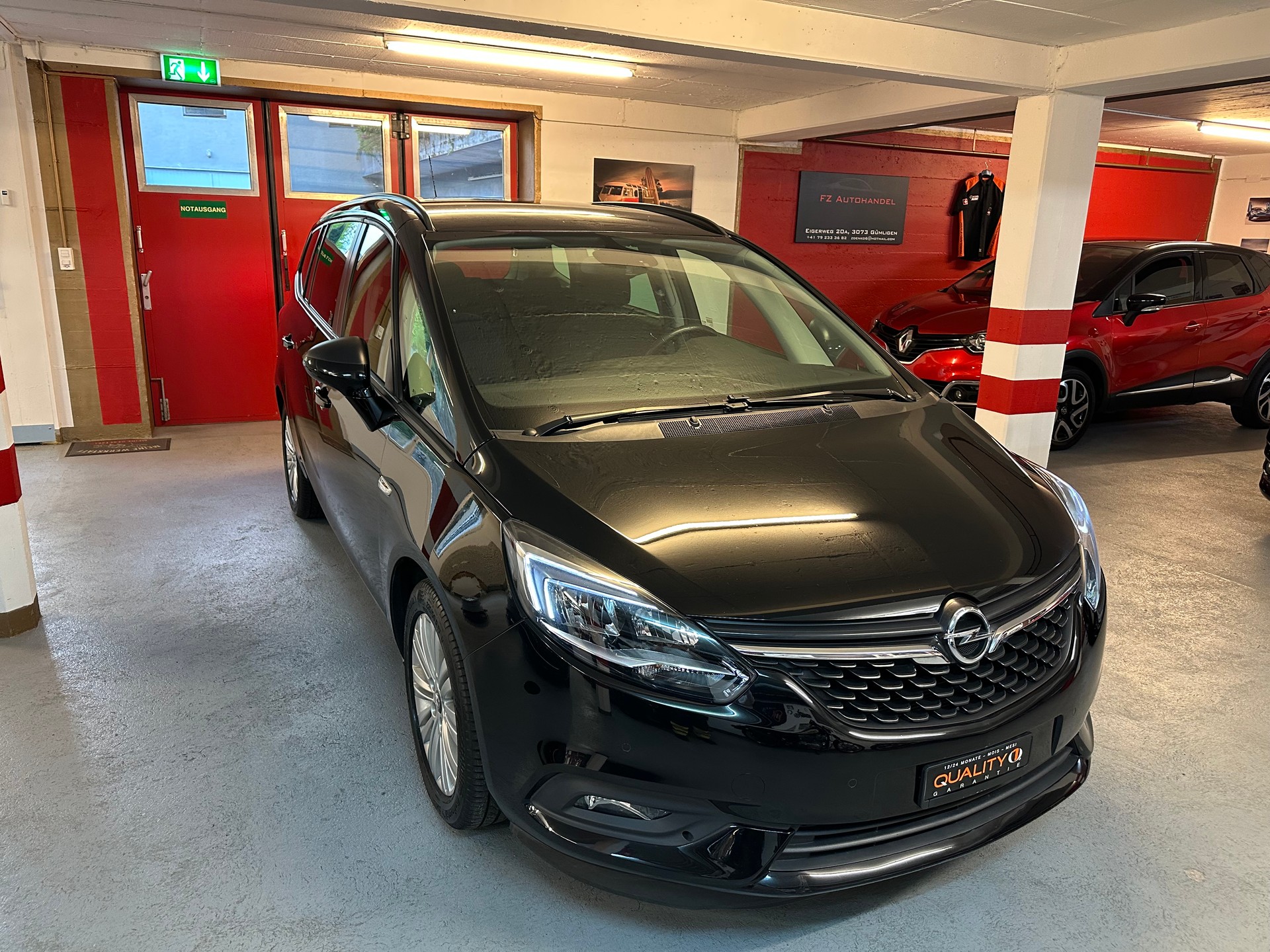 OPEL Zafira 1.6i Turbo Enjoy Automatic-image-0