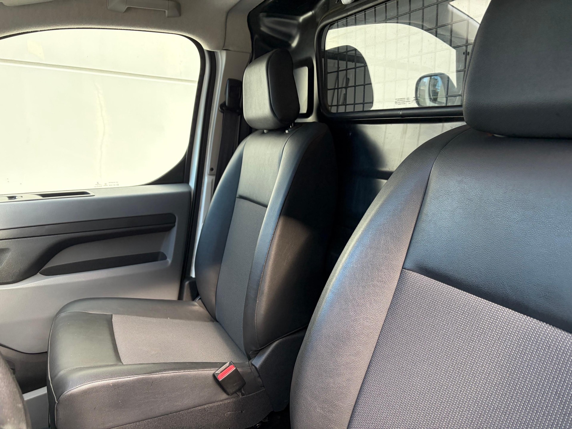 CITROEN Jumpy Kaw. XS 1.6 BlueHDi 115 Komfort S/S-image-9