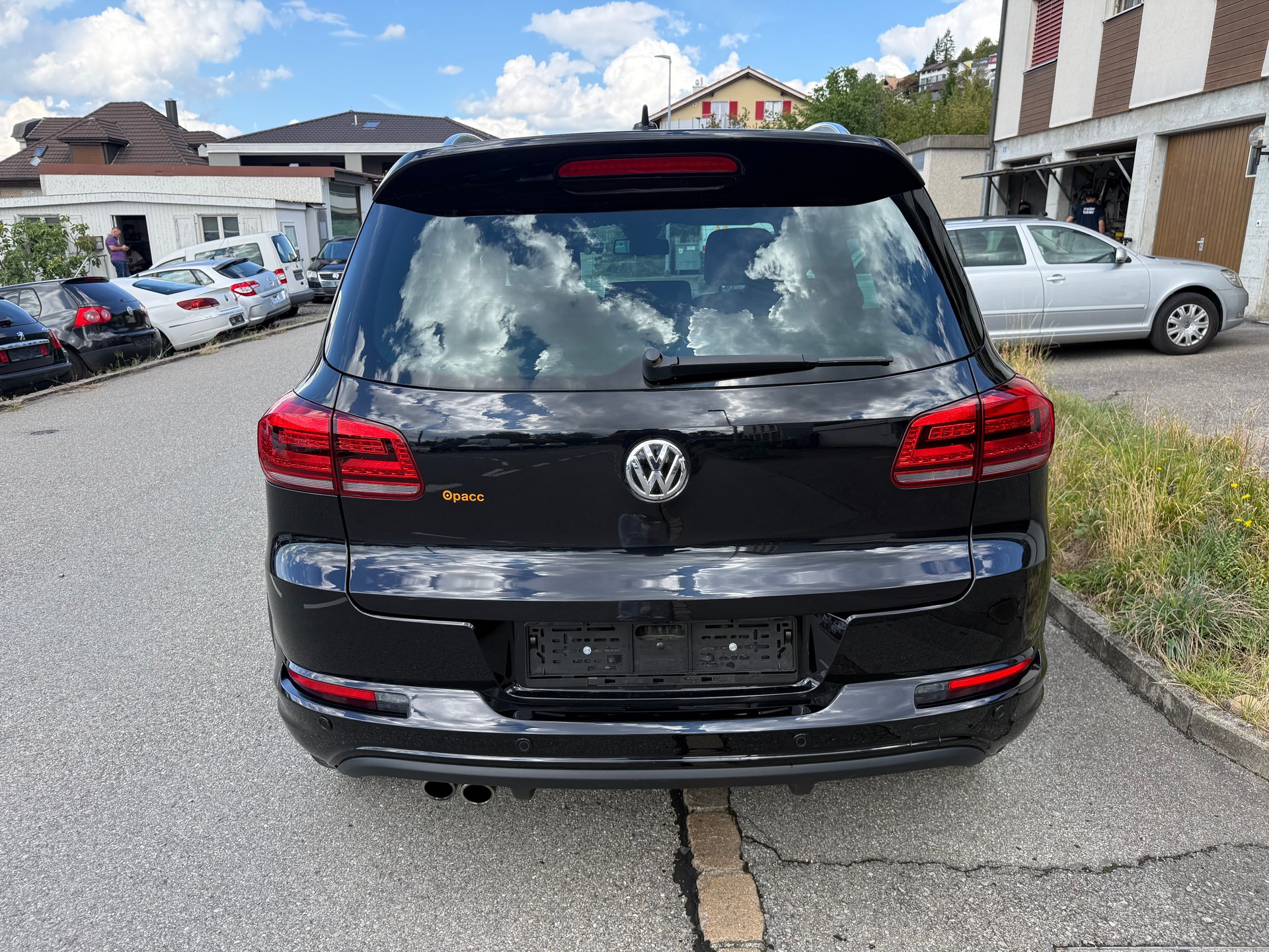 VW Tiguan 2.0 TDI BlueMotion Sport&Style 4Motion DSG-image-4