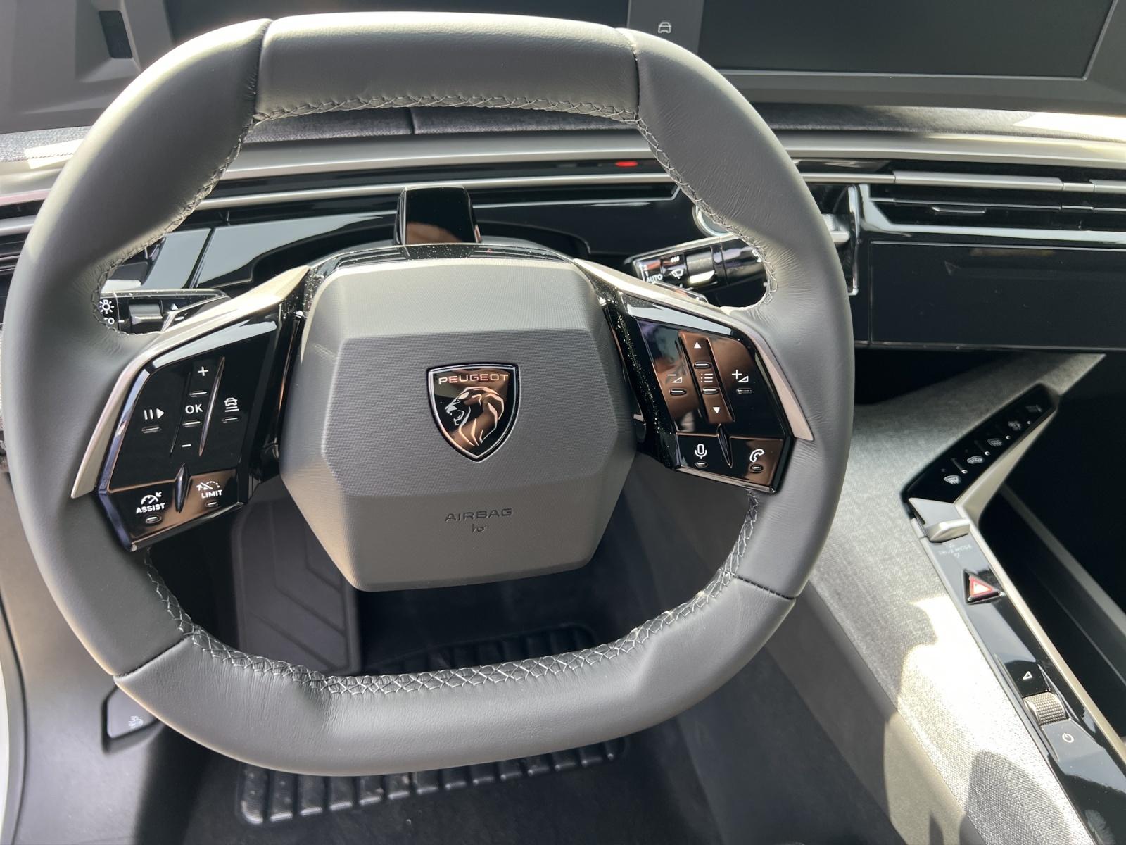 PEUGEOT 3008 long range e-Allure-image-6