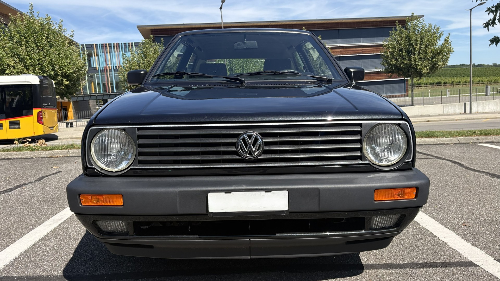 VW 1.8 GL-image-2