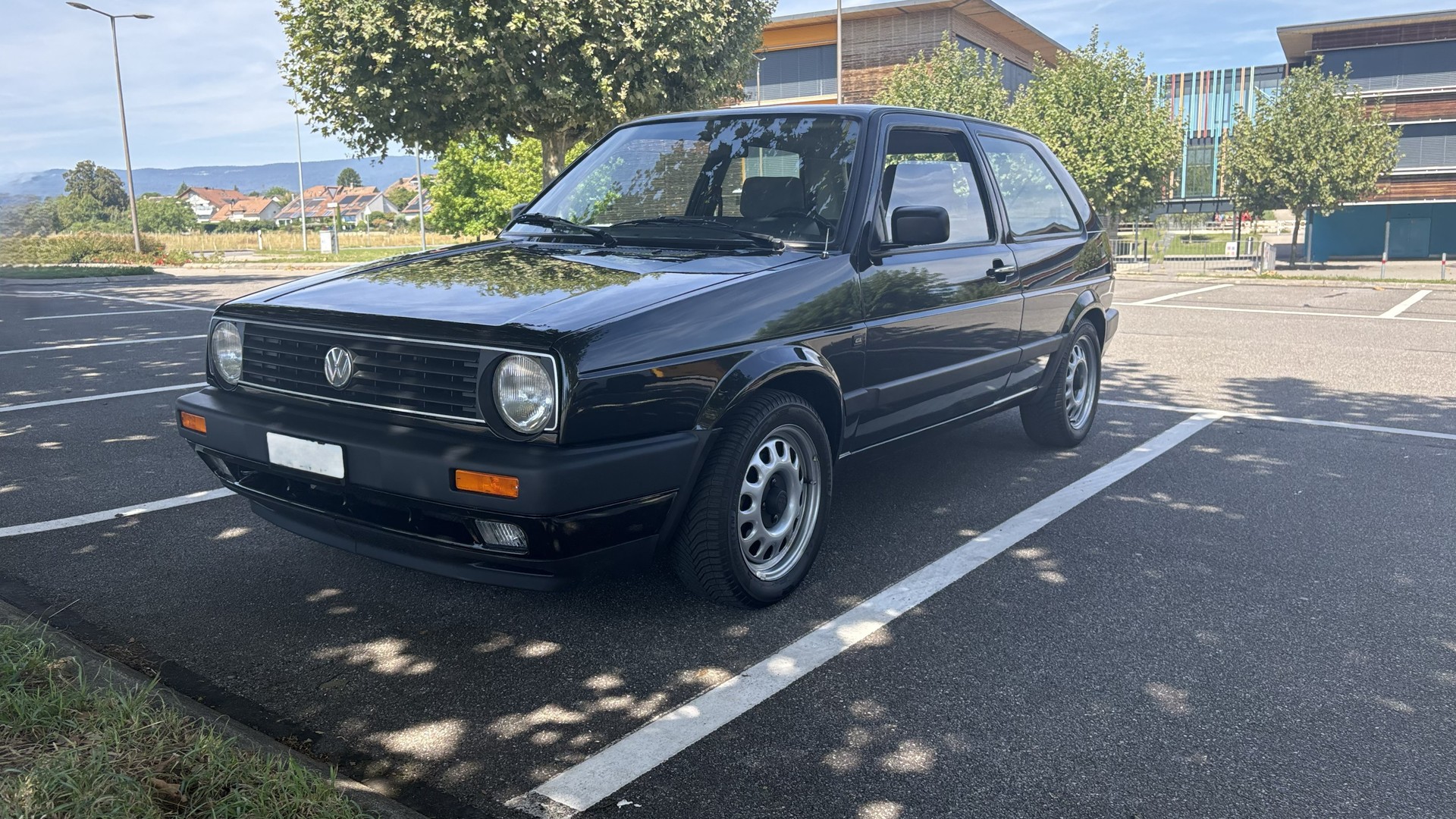 VW 1.8 GL-image-10