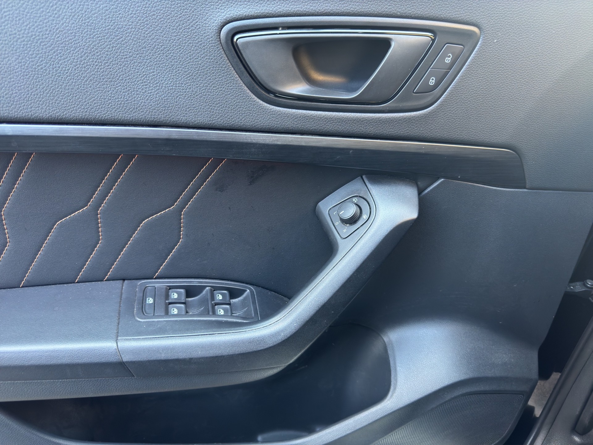 CUPRA Ateca 2.0TSI Inicio 4Drive DSG-image-11
