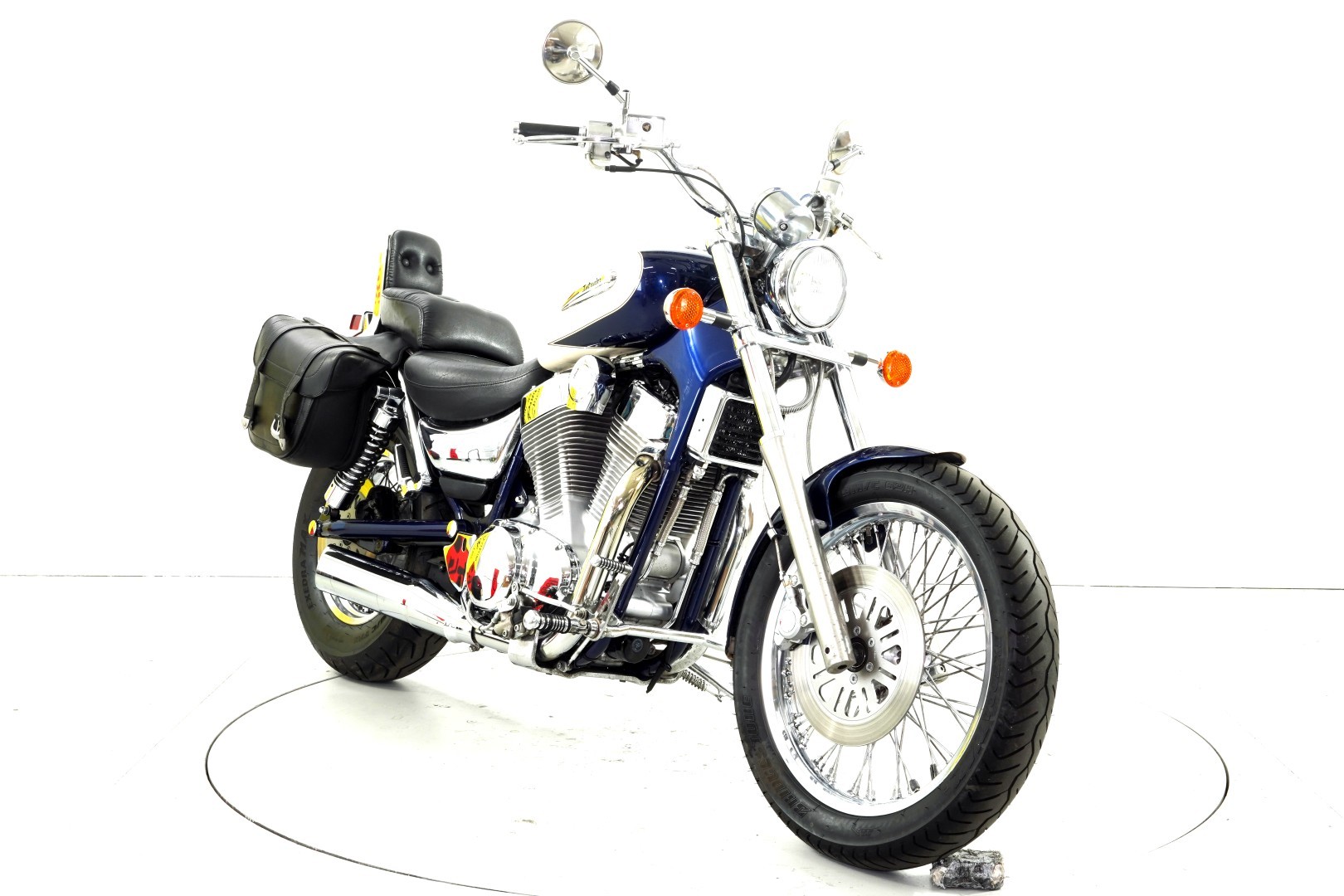 SUZUKI VS 1400 GLP-showroom-element-1