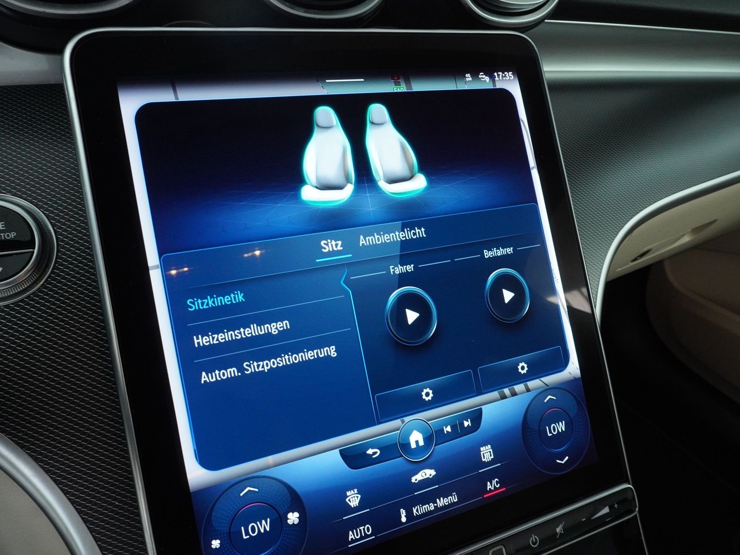 MERCEDES-BENZ C 220 d T 4Matic Avantgarde-image-7