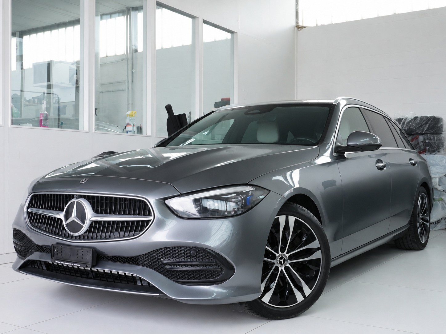 MERCEDES-BENZ C 220 d T 4Matic Avantgarde-image-0