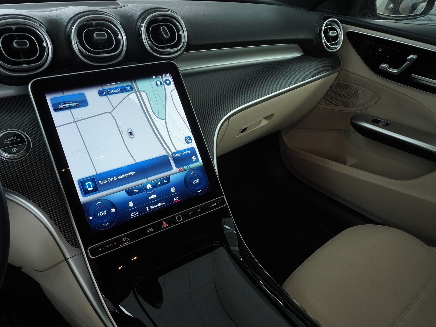 MERCEDES-BENZ C 220 d T 4Matic Avantgarde-image-8