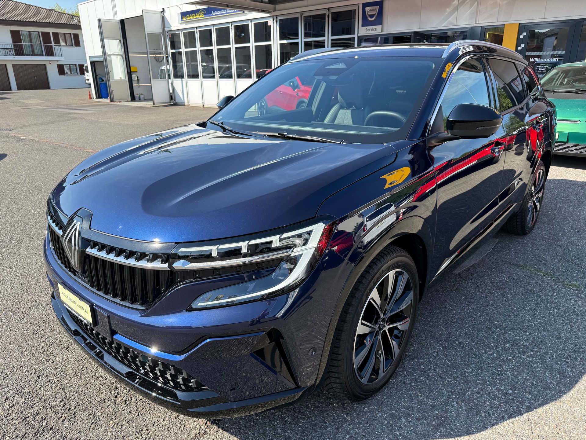 RENAULT Espace 1.2 E-Tech 200 Techno 7-Sitze-image-1