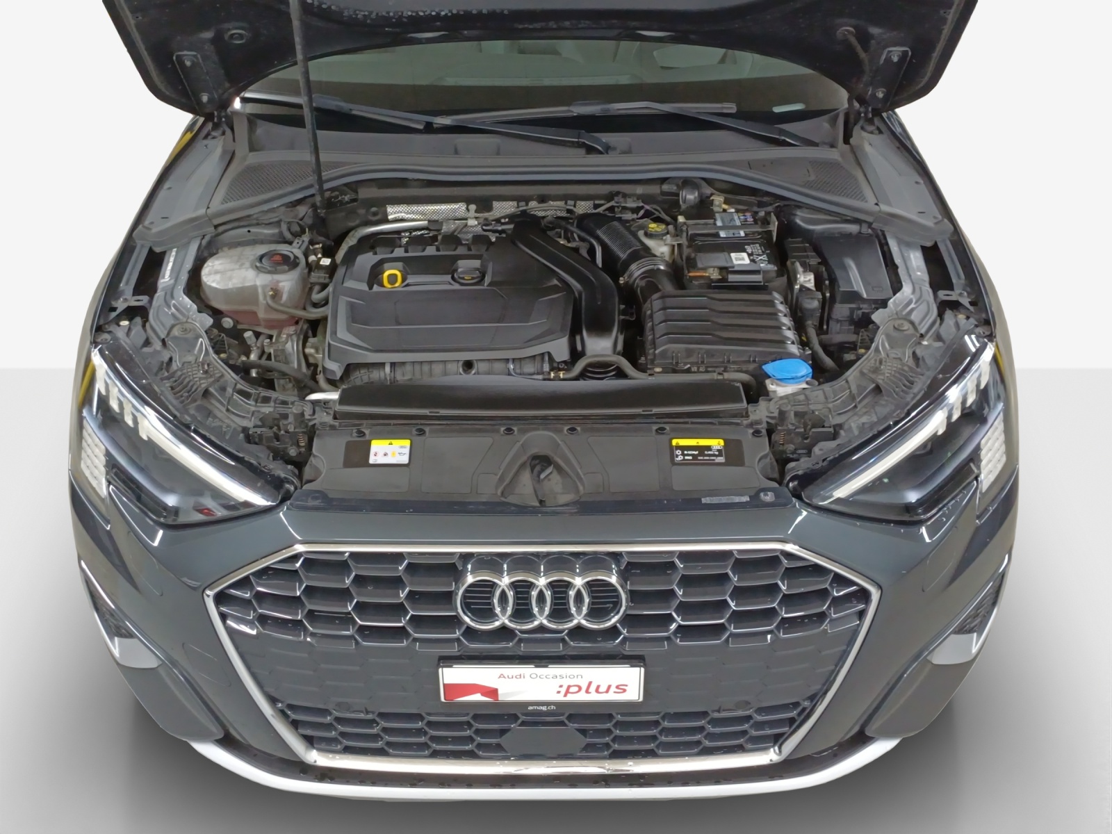 AUDI A3 Limousine 35 TFSI advanced S-tronic-image-14