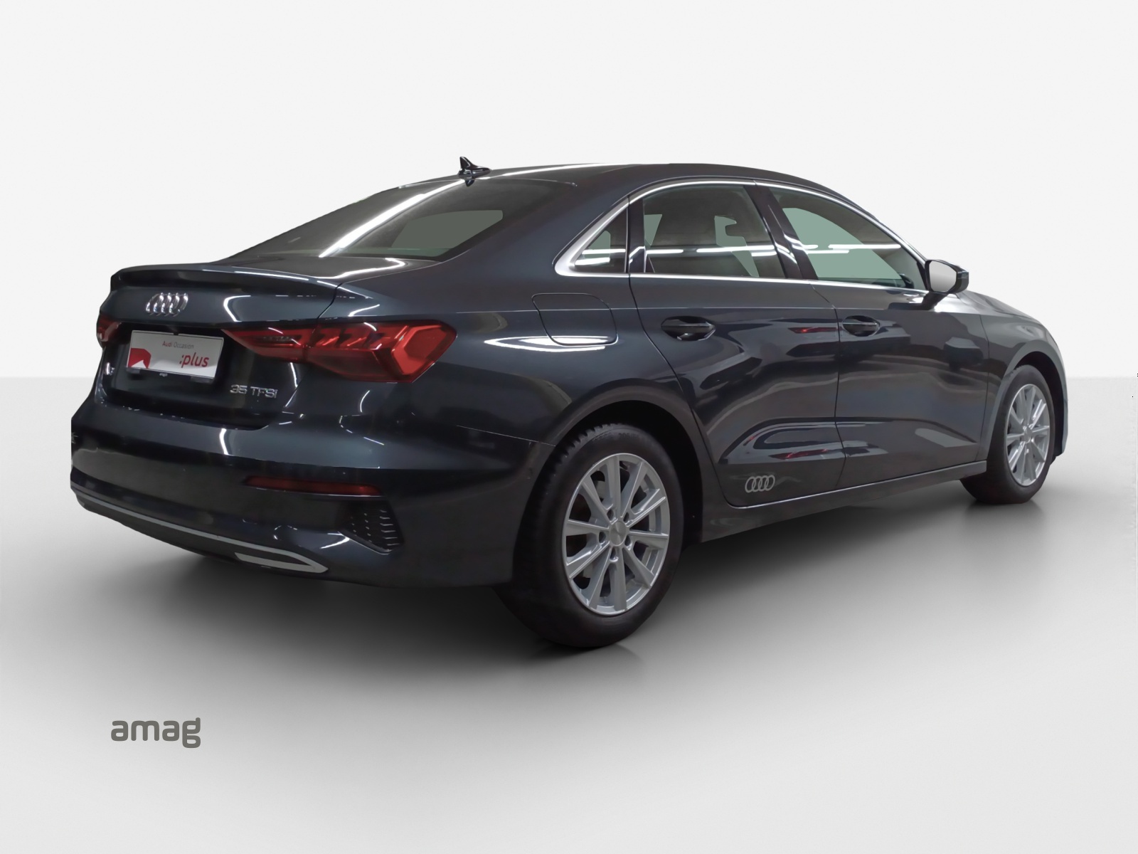 AUDI A3 Limousine 35 TFSI advanced S-tronic-image-4