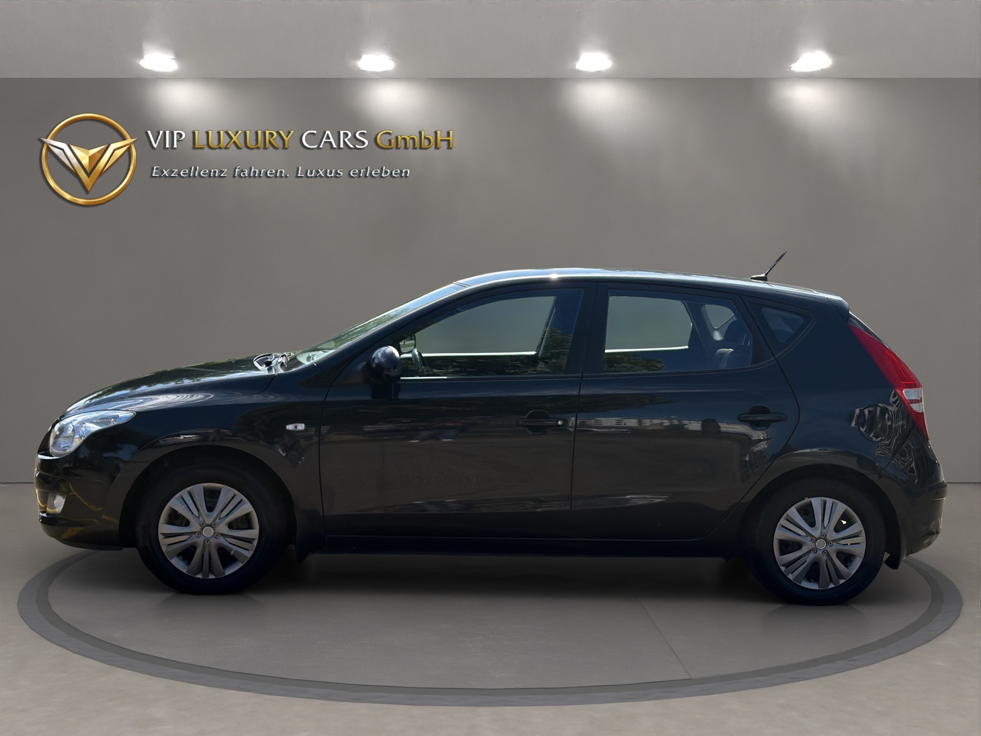 HYUNDAI i30 1.6 Style Automatic-image-4