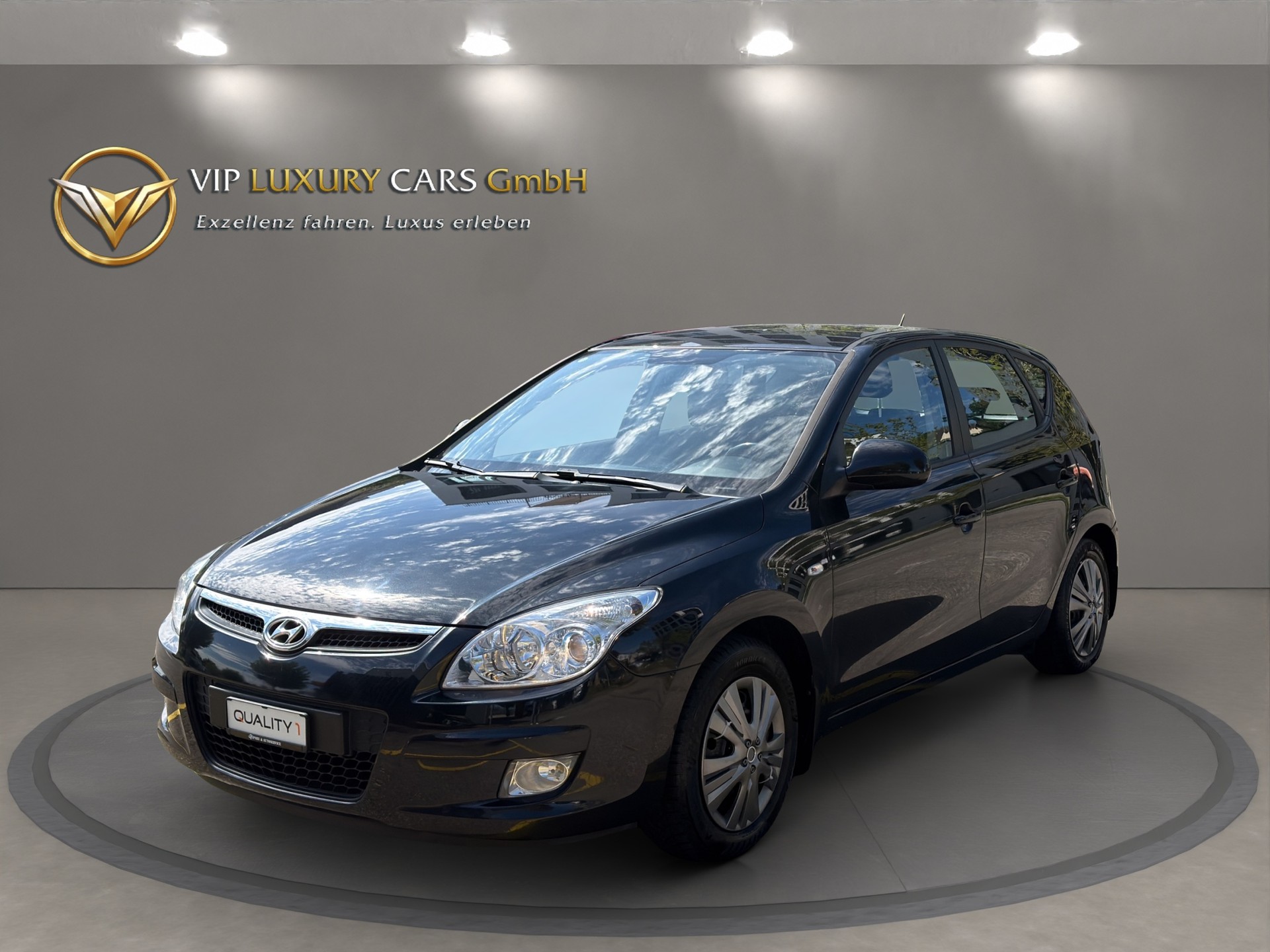 HYUNDAI i30 1.6 Style Automatic-showroom-element-1