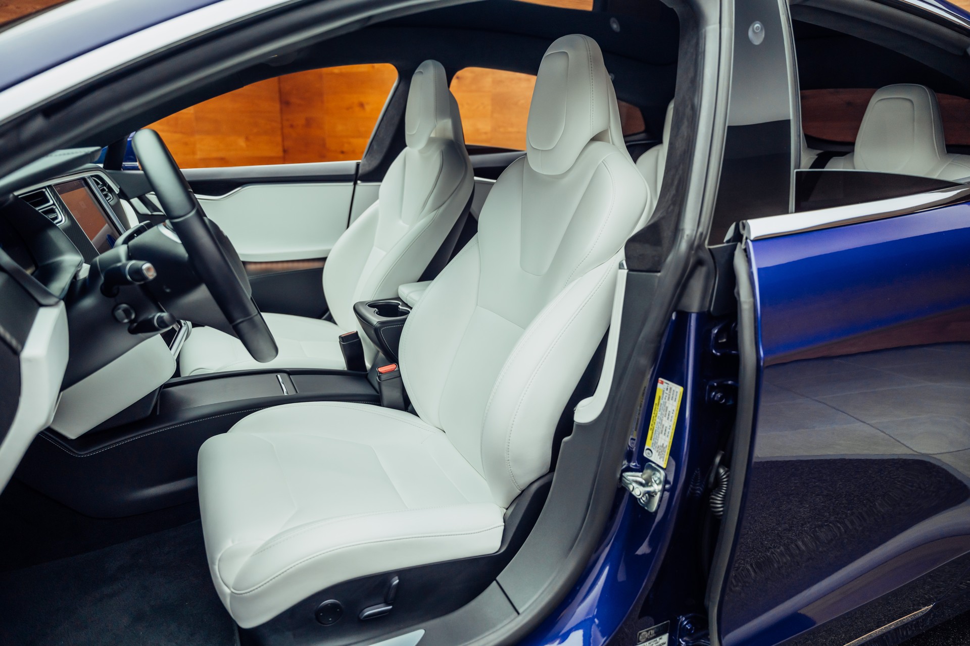 TESLA Model S 75 Business Economy-image-7