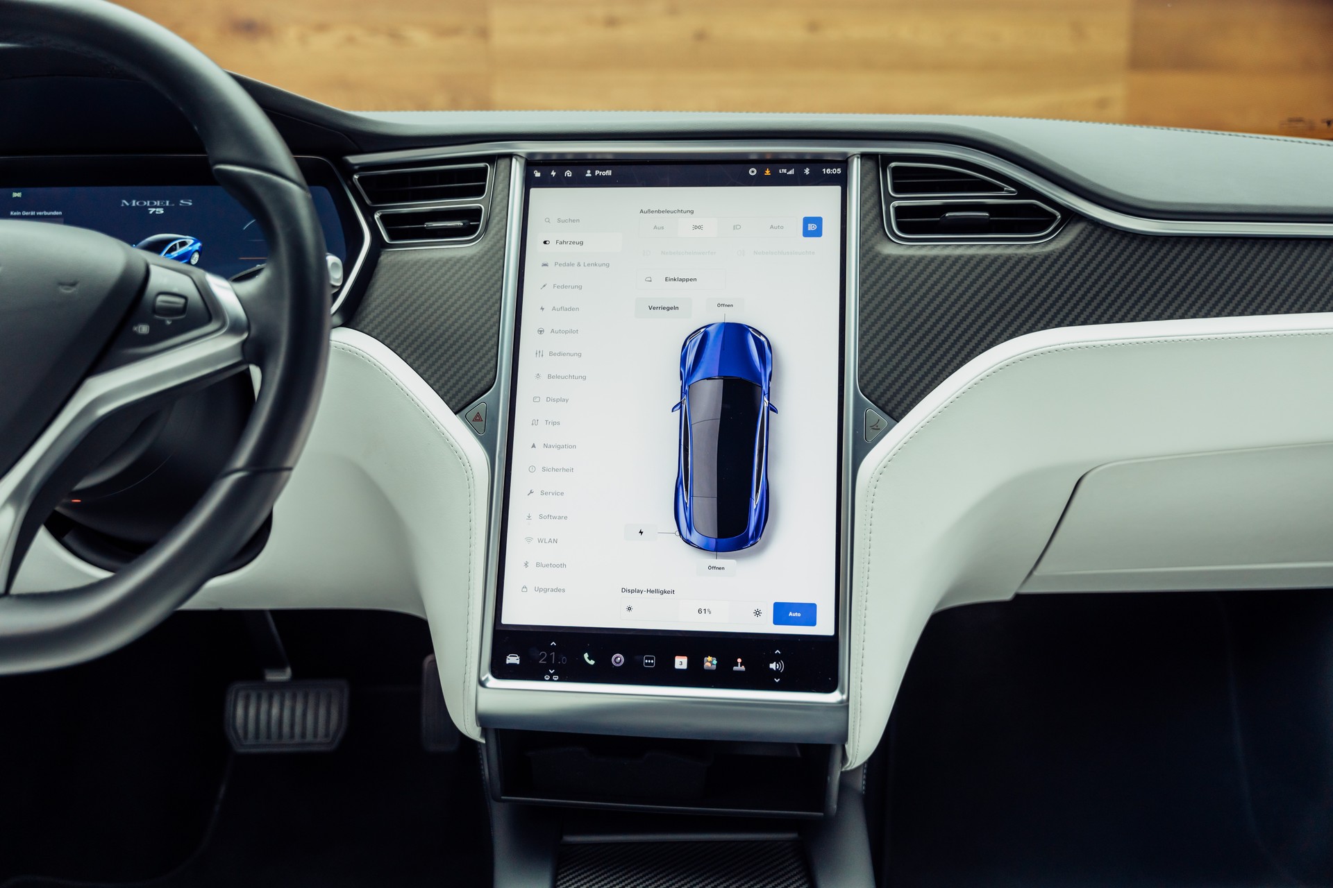 TESLA Model S 75 Business Economy-image-17