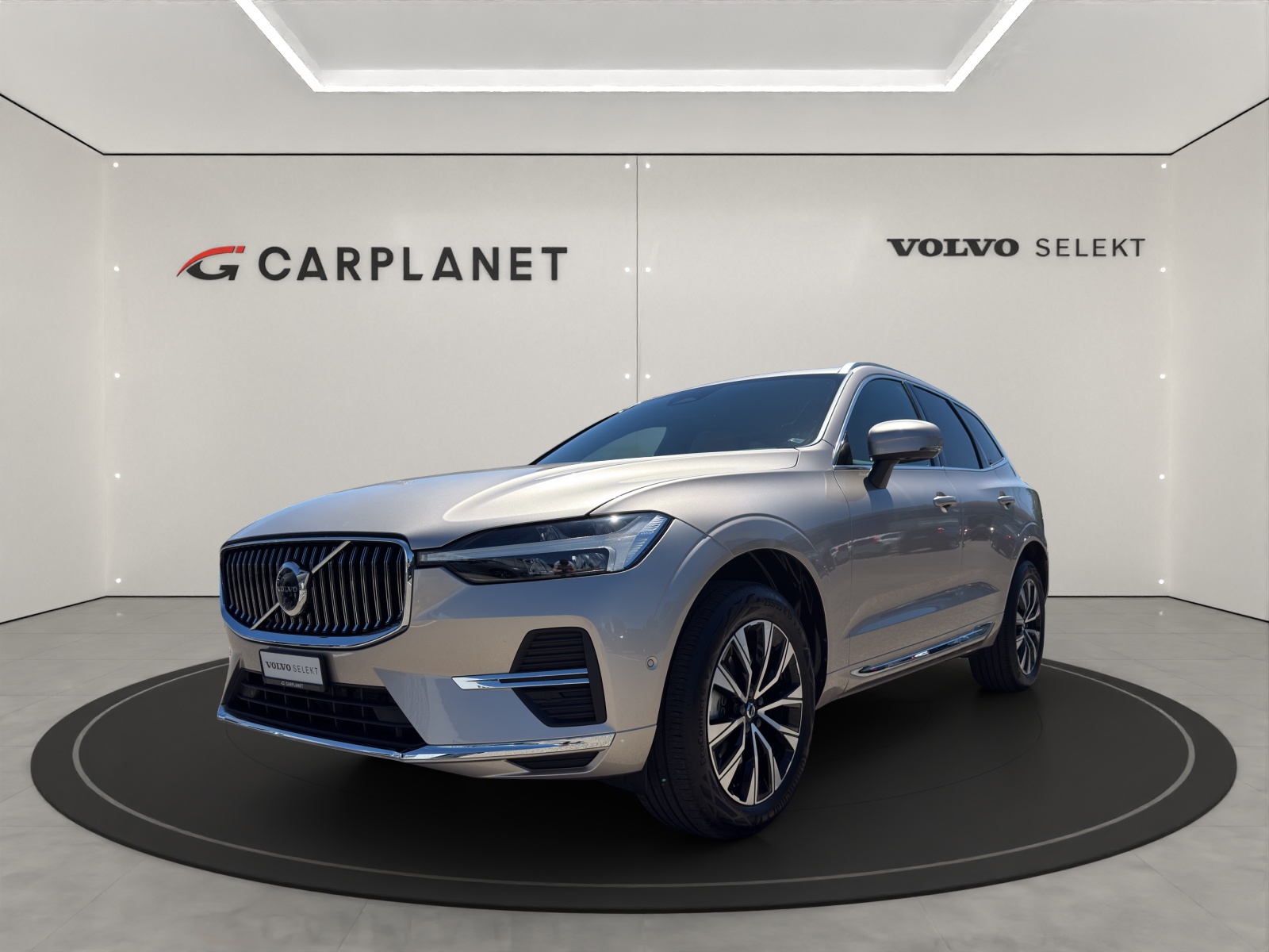 VOLVO XC60 2.0 B5 MH Plus Bright AWD-image-0