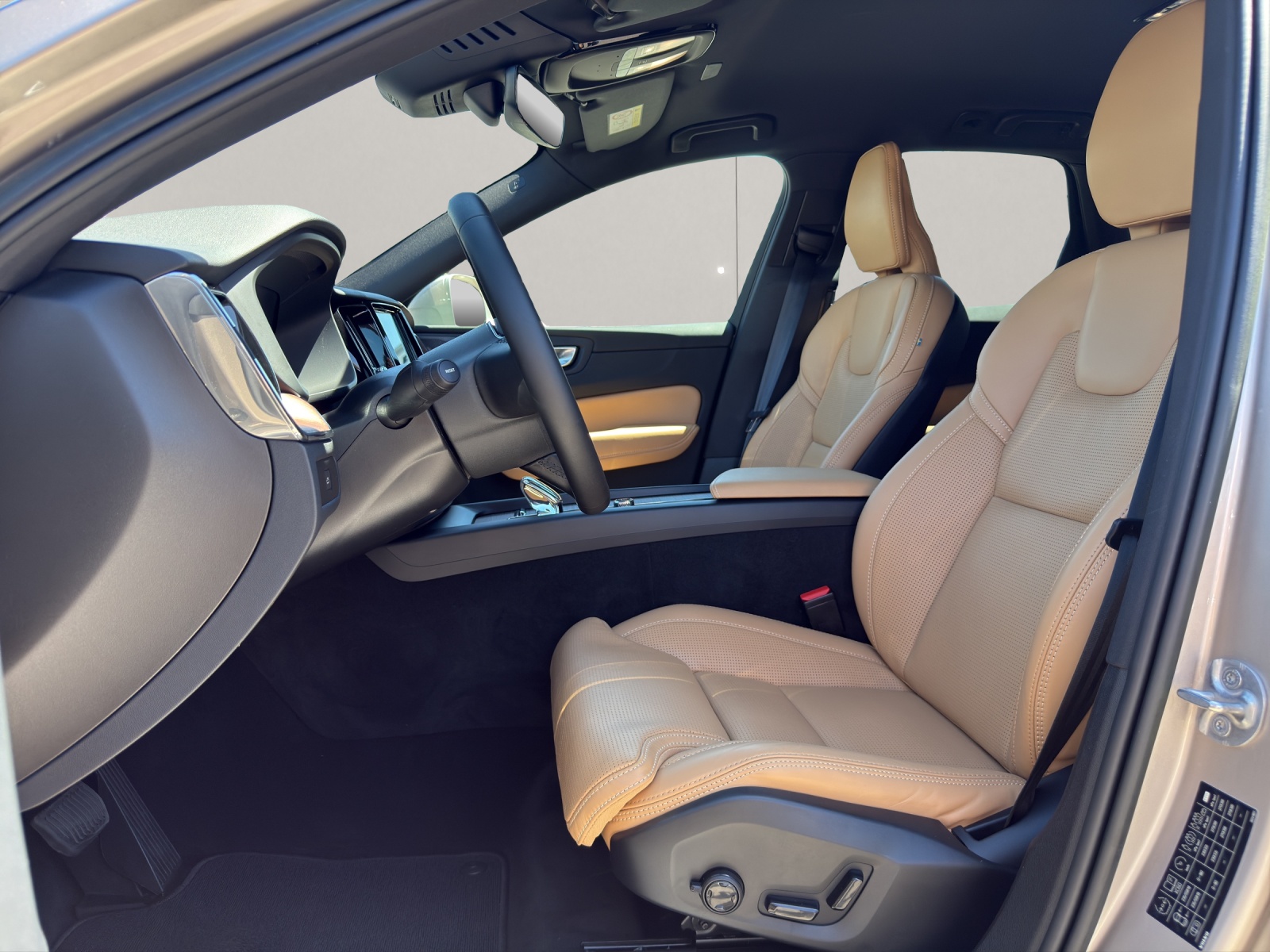 VOLVO XC60 2.0 B5 MH Plus Bright AWD-image-8
