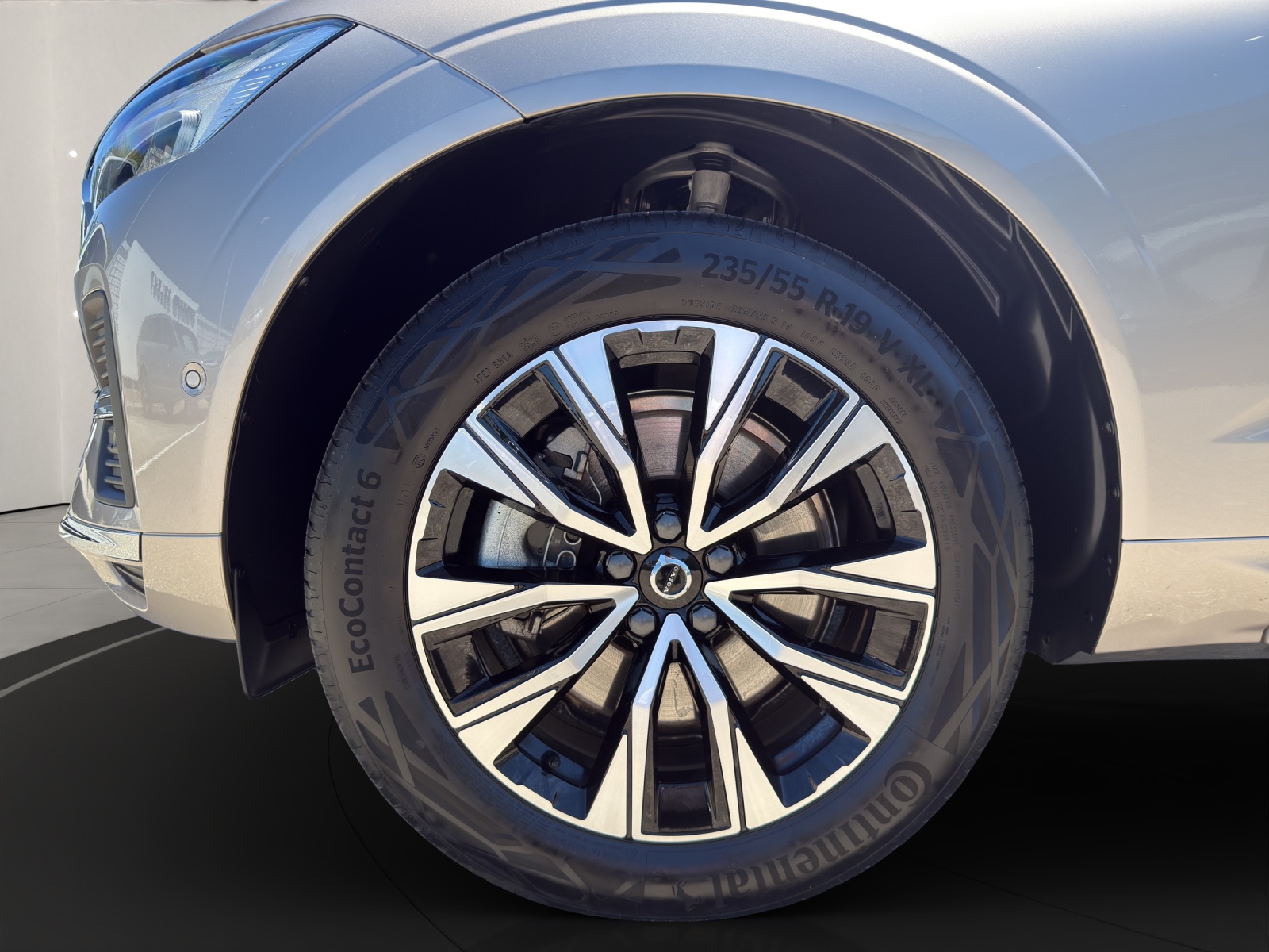 VOLVO XC60 2.0 B5 MH Plus Bright AWD-image-6