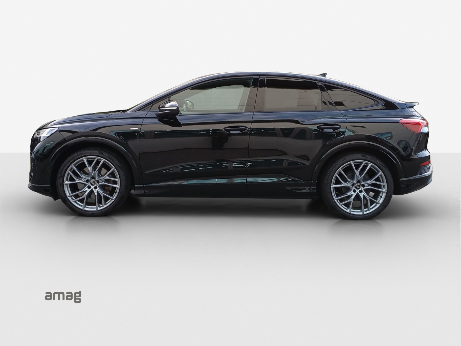 AUDI Q4 Sportback e-tron 40-image-1