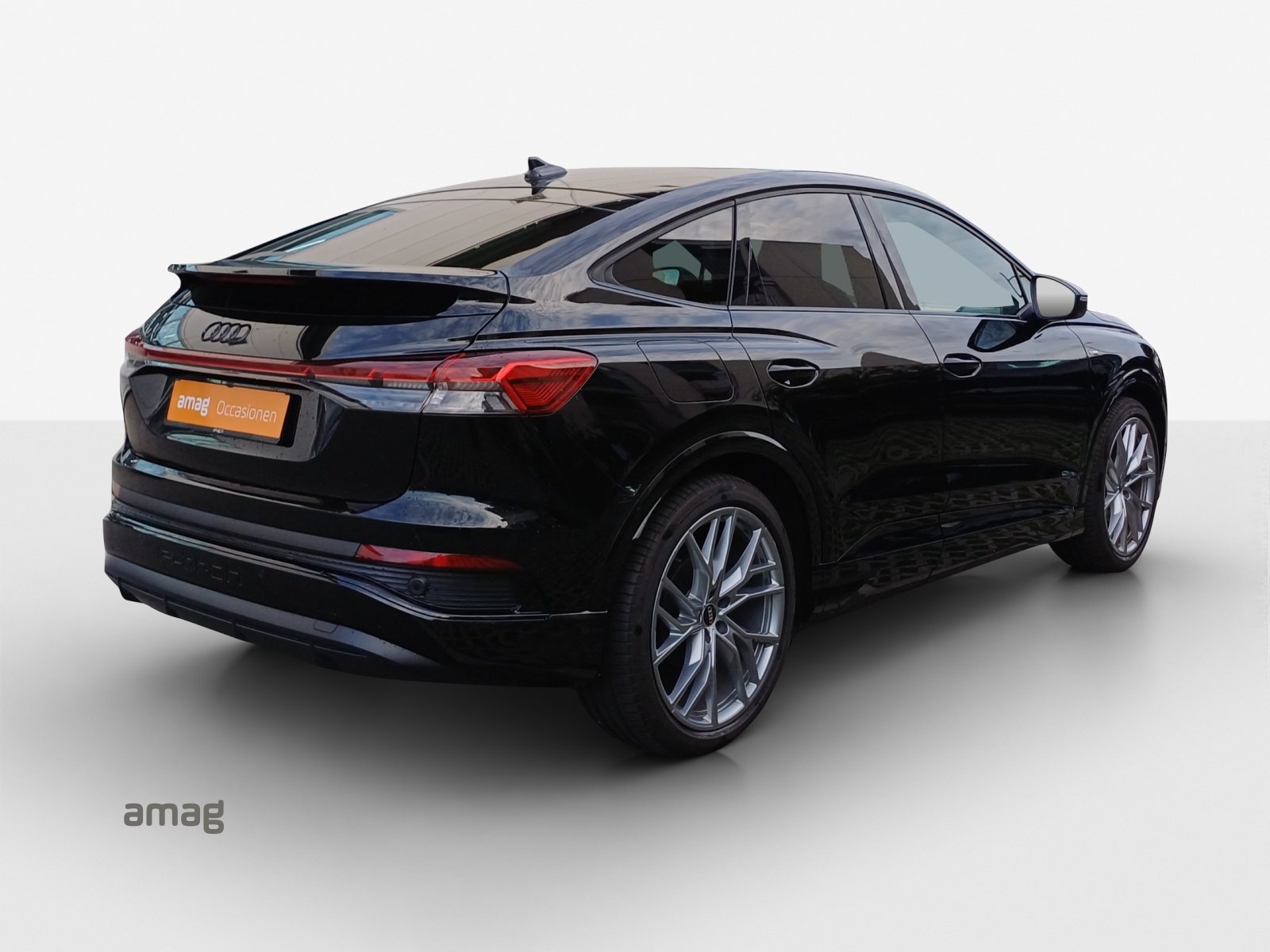 AUDI Q4 Sportback e-tron 40-image-4