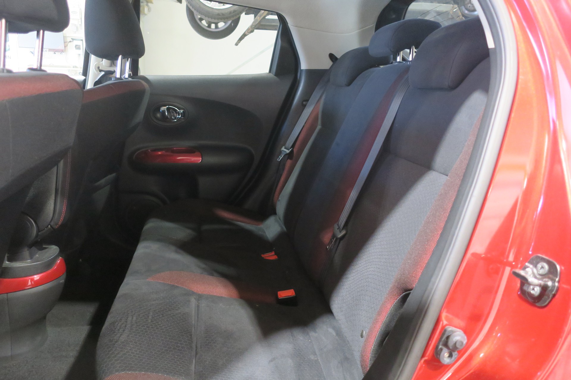 NISSAN Juke 1.6 DIG-T tekna 4x4 Xtronic M-CVT-image-8
